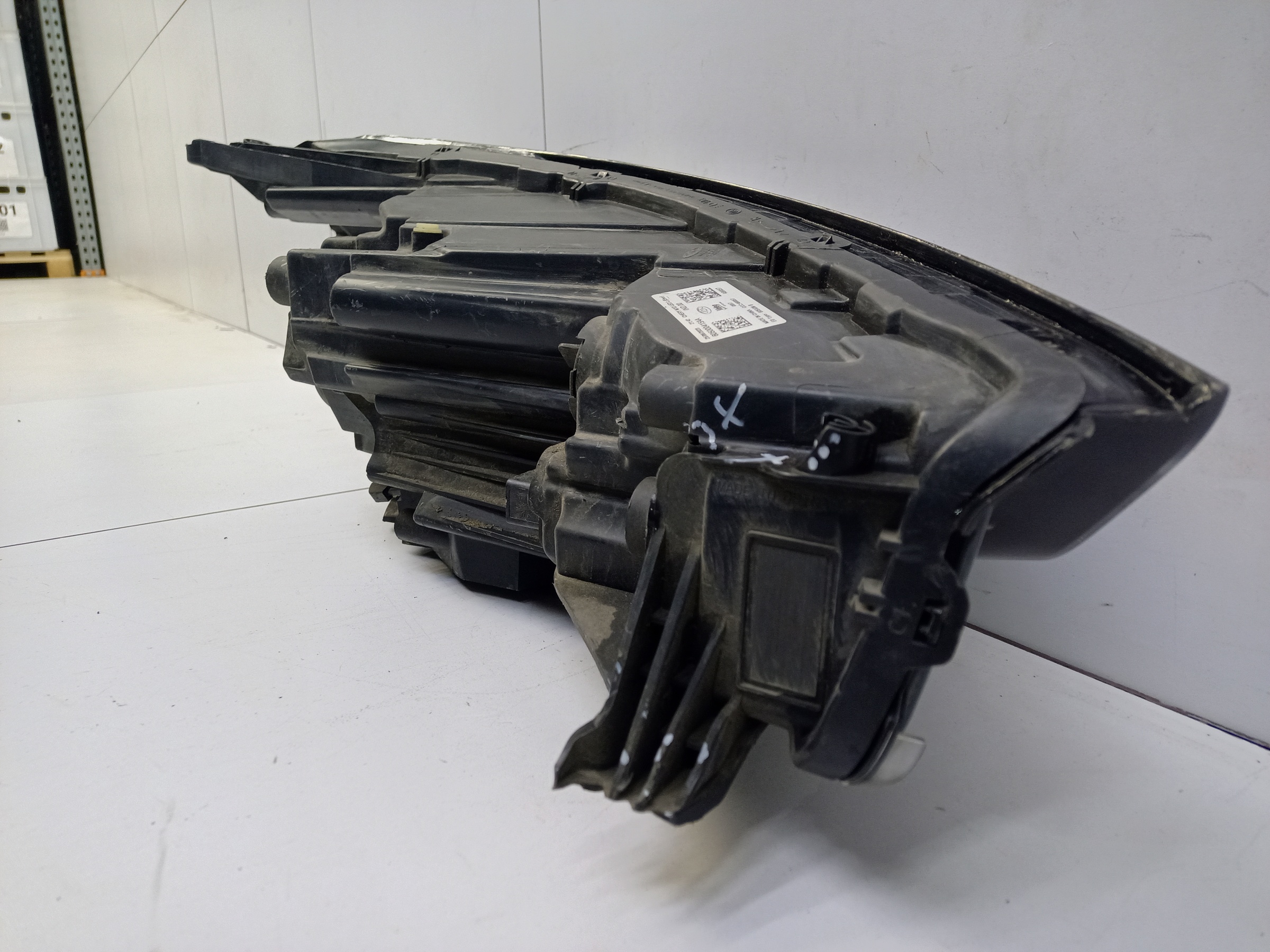 Фара передняя левая Omoda S5 LED