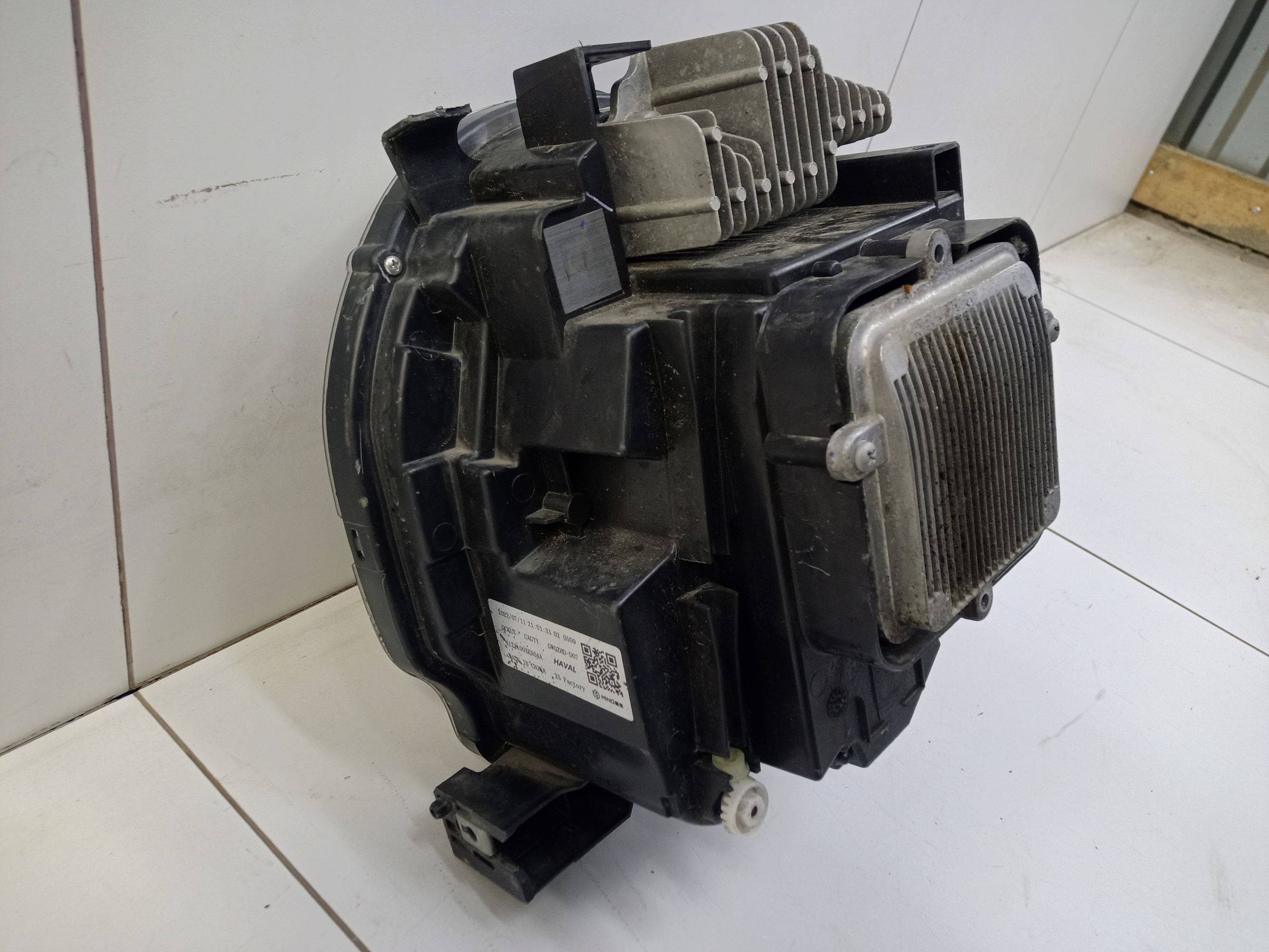 Фара передняя левая Haval Dargo LED