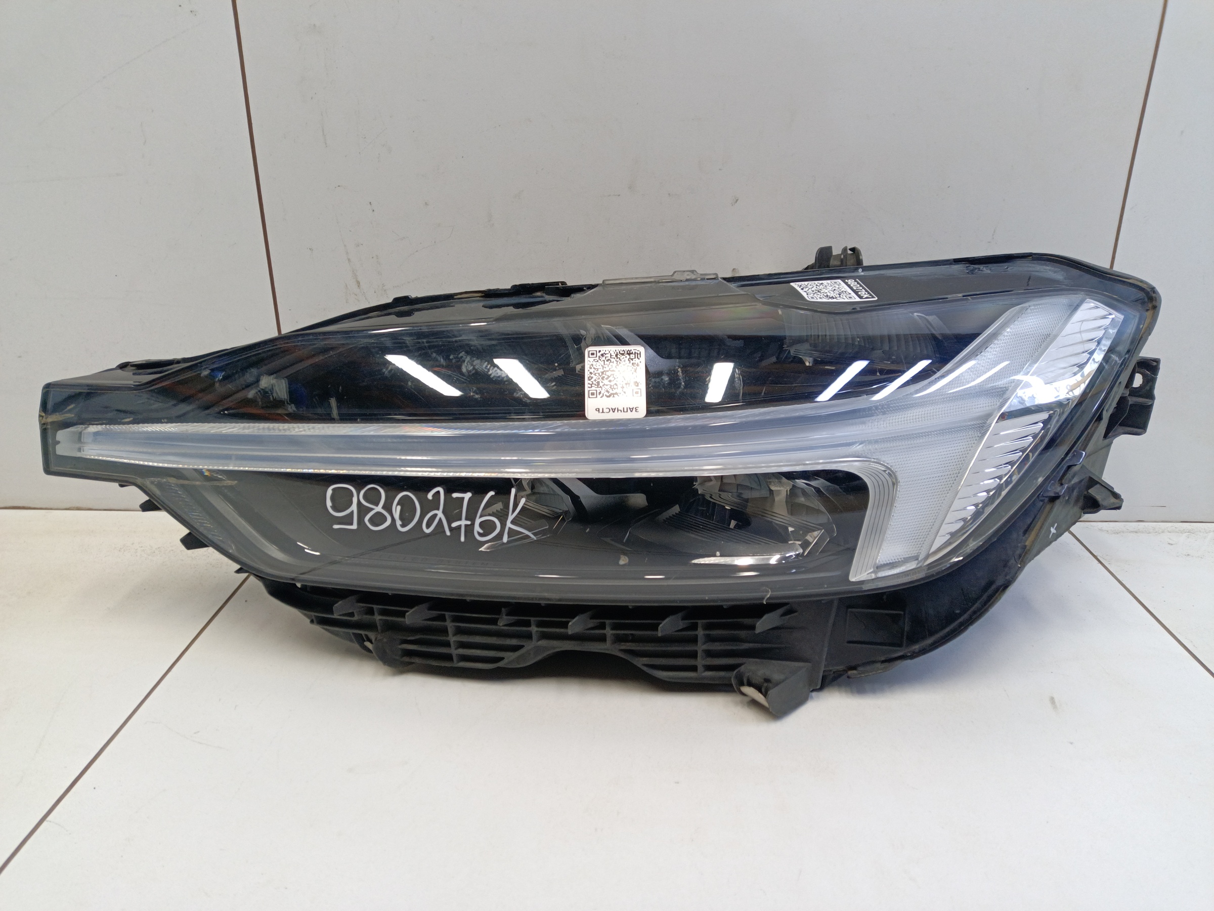 Фара передняя левая Volvo XC60 2 Full LED