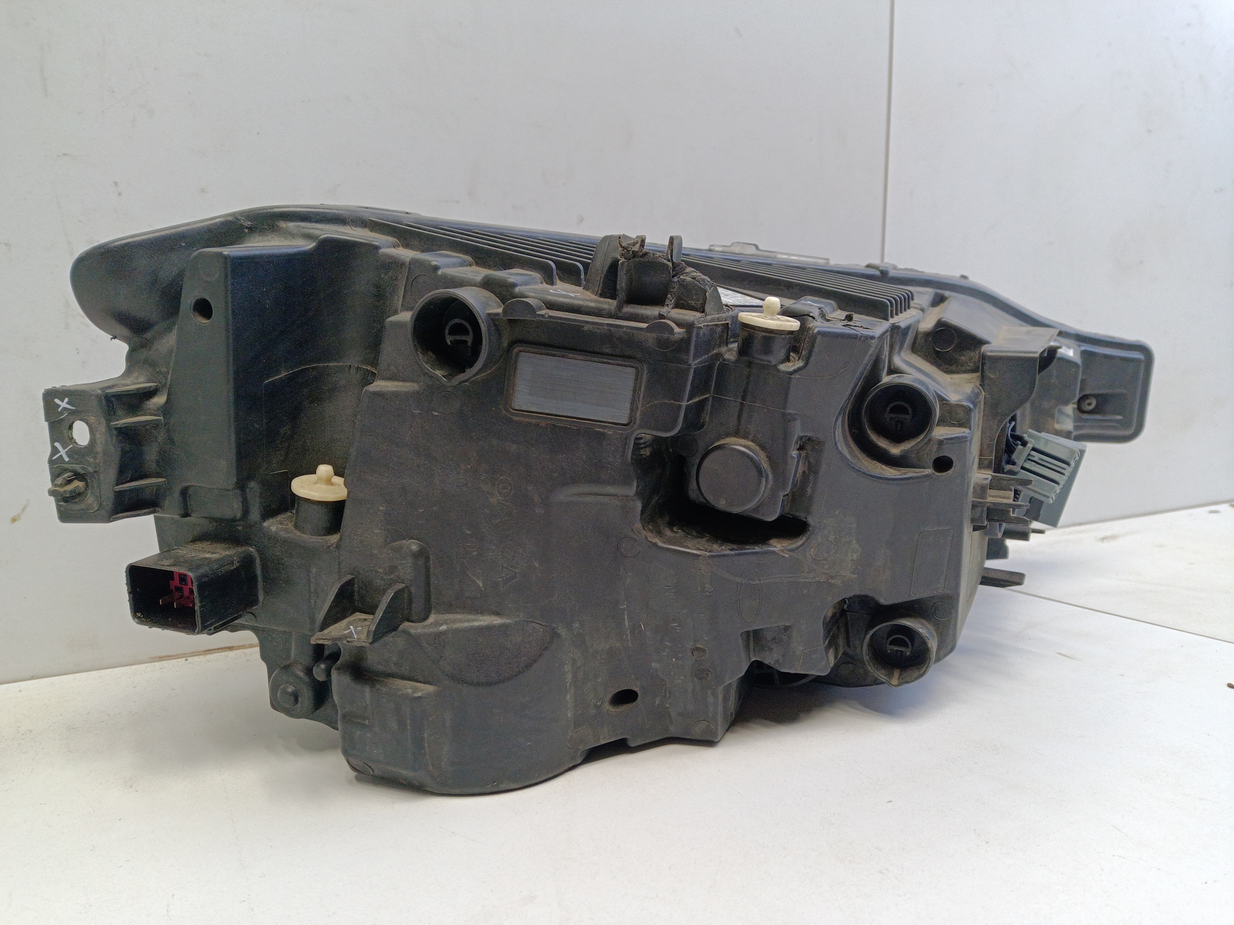 Фара передняя левая Volvo XC60 2 Full LED