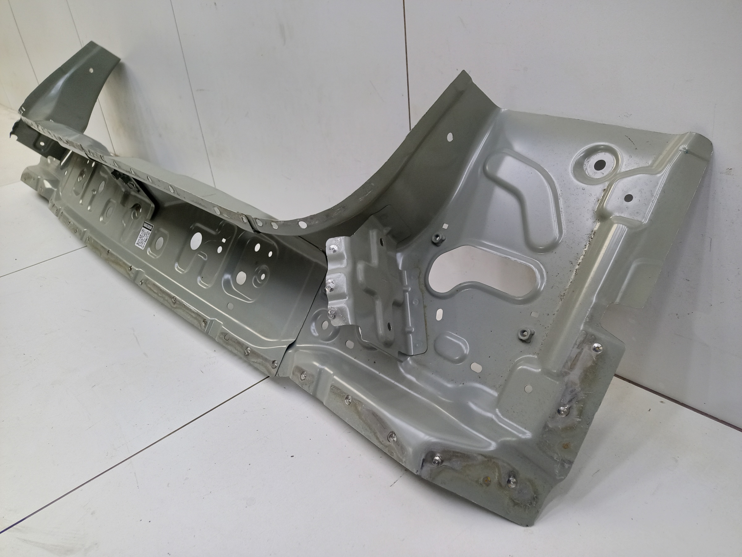 Панель задняя Geely Atlas Pro