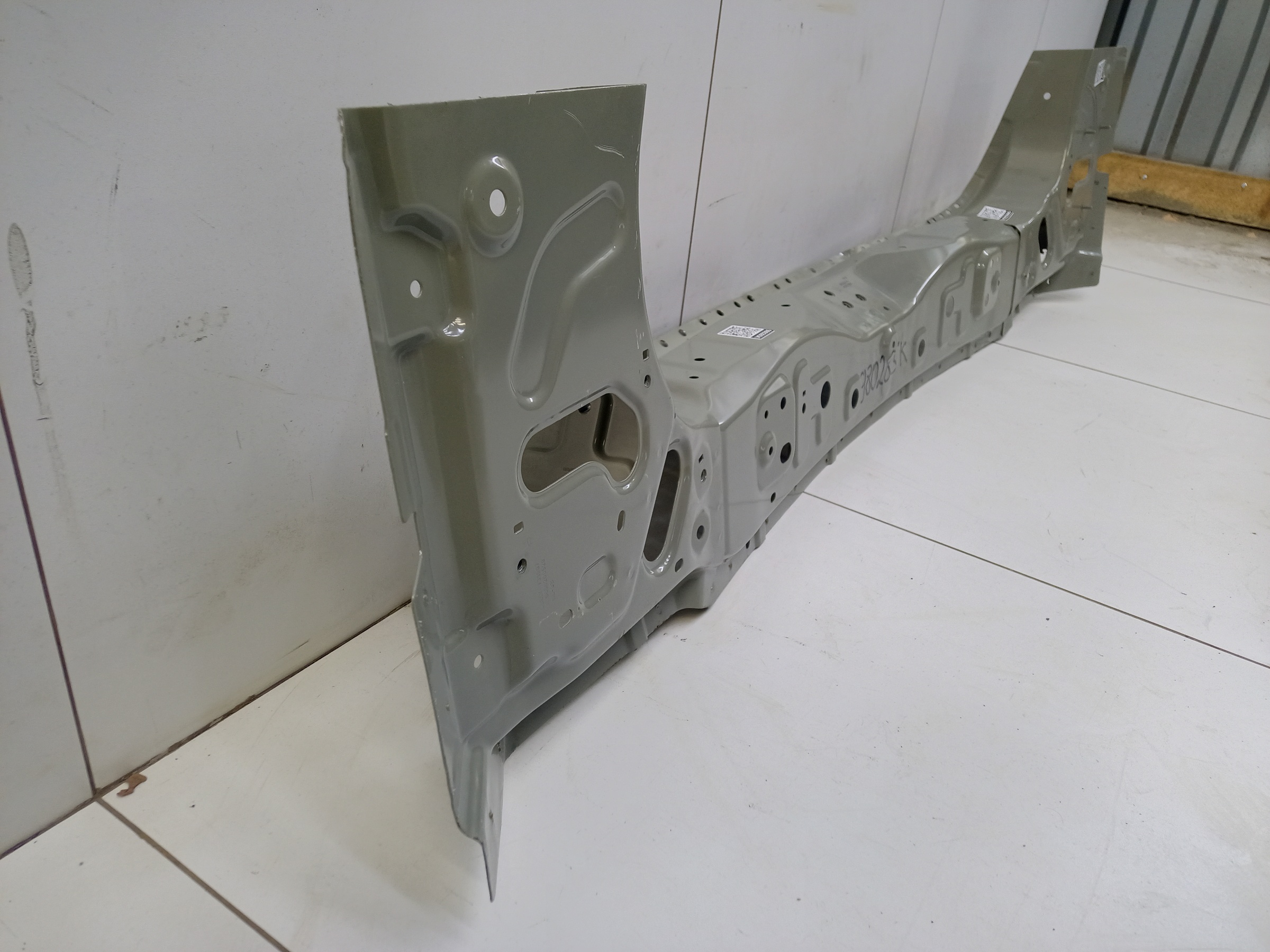 Панель задняя Geely Atlas Pro