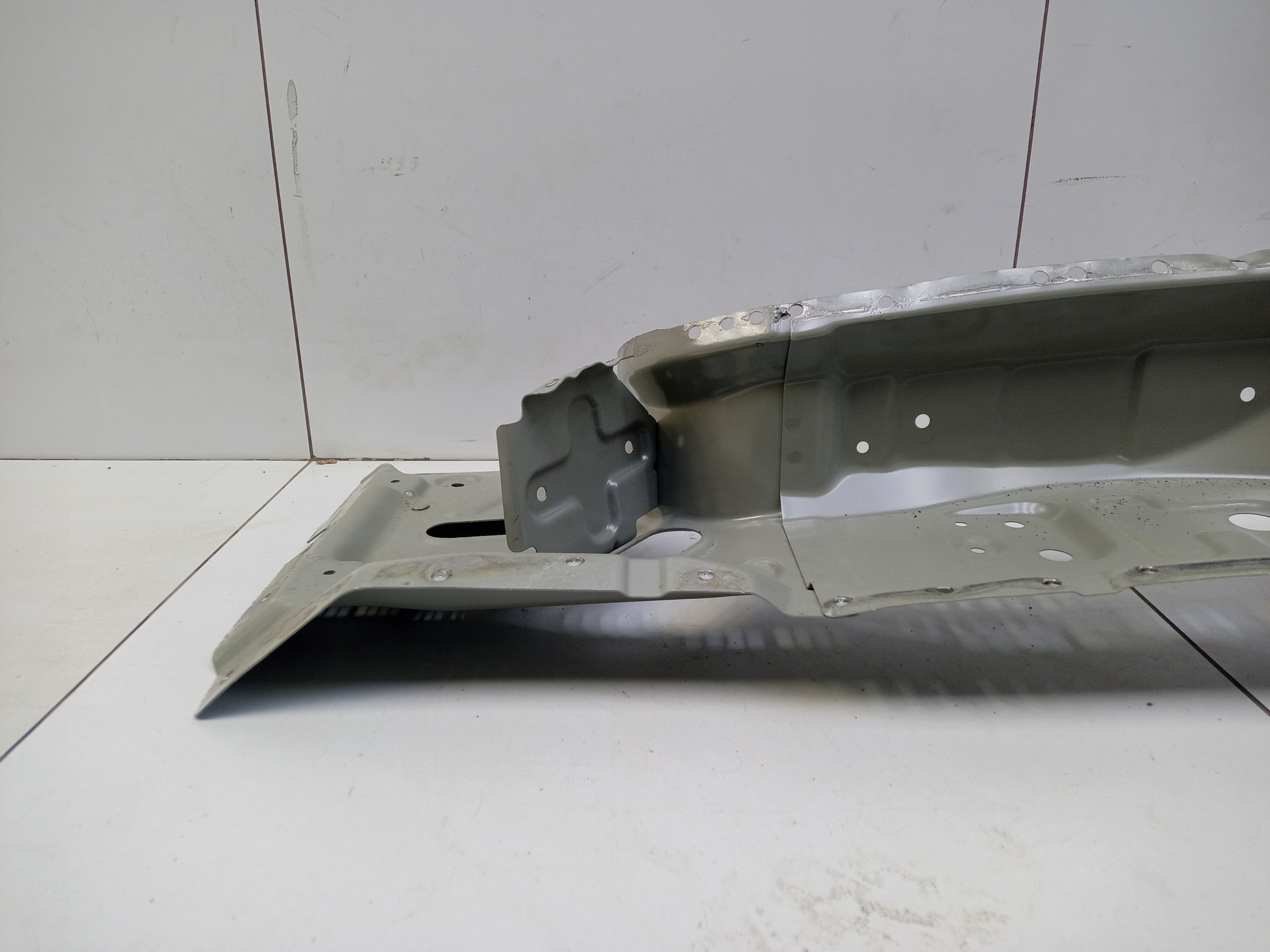 Панель задняя Geely Atlas Pro