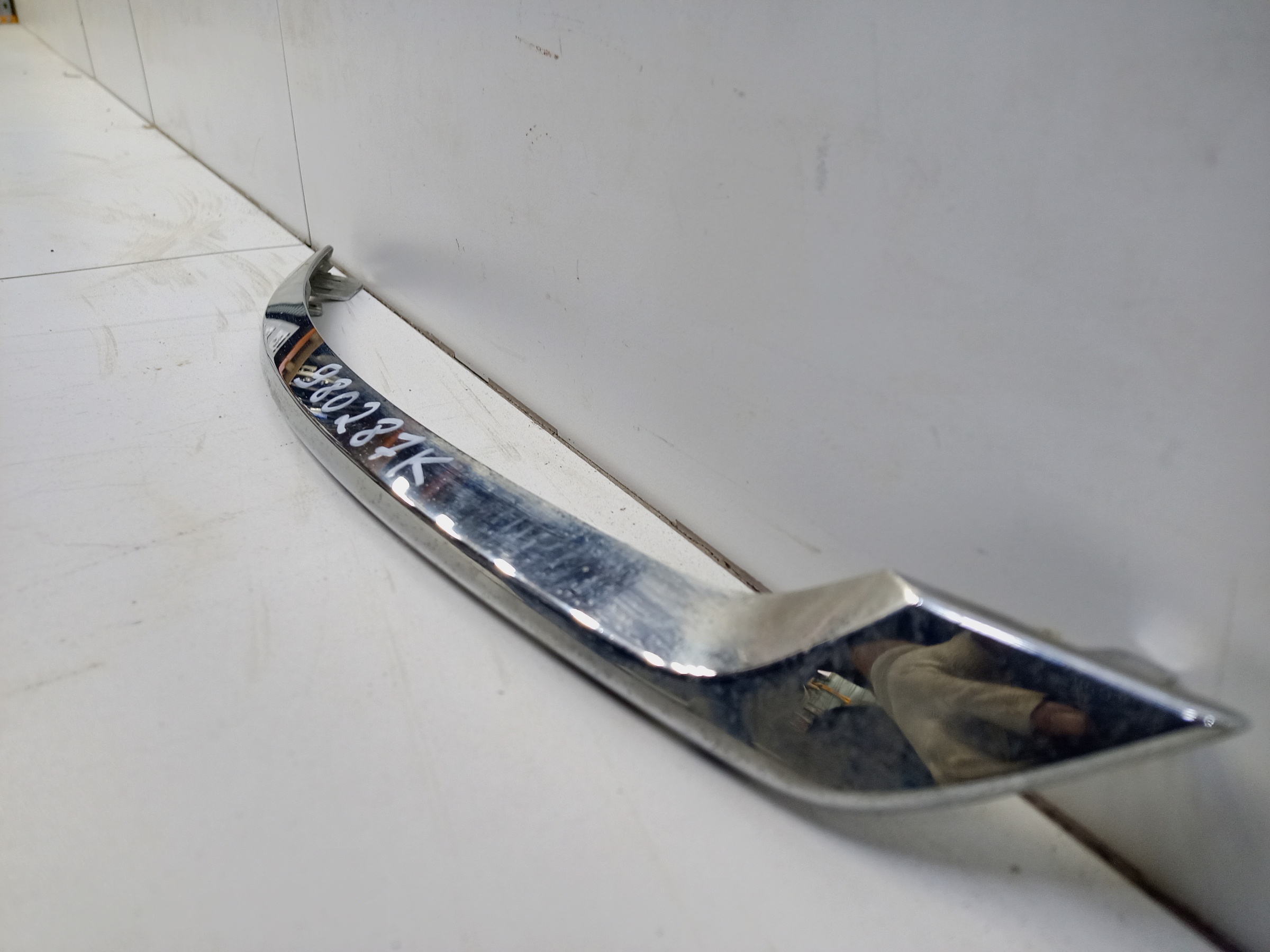 Накладка хром заднего бампера левая Volvo XC90 2