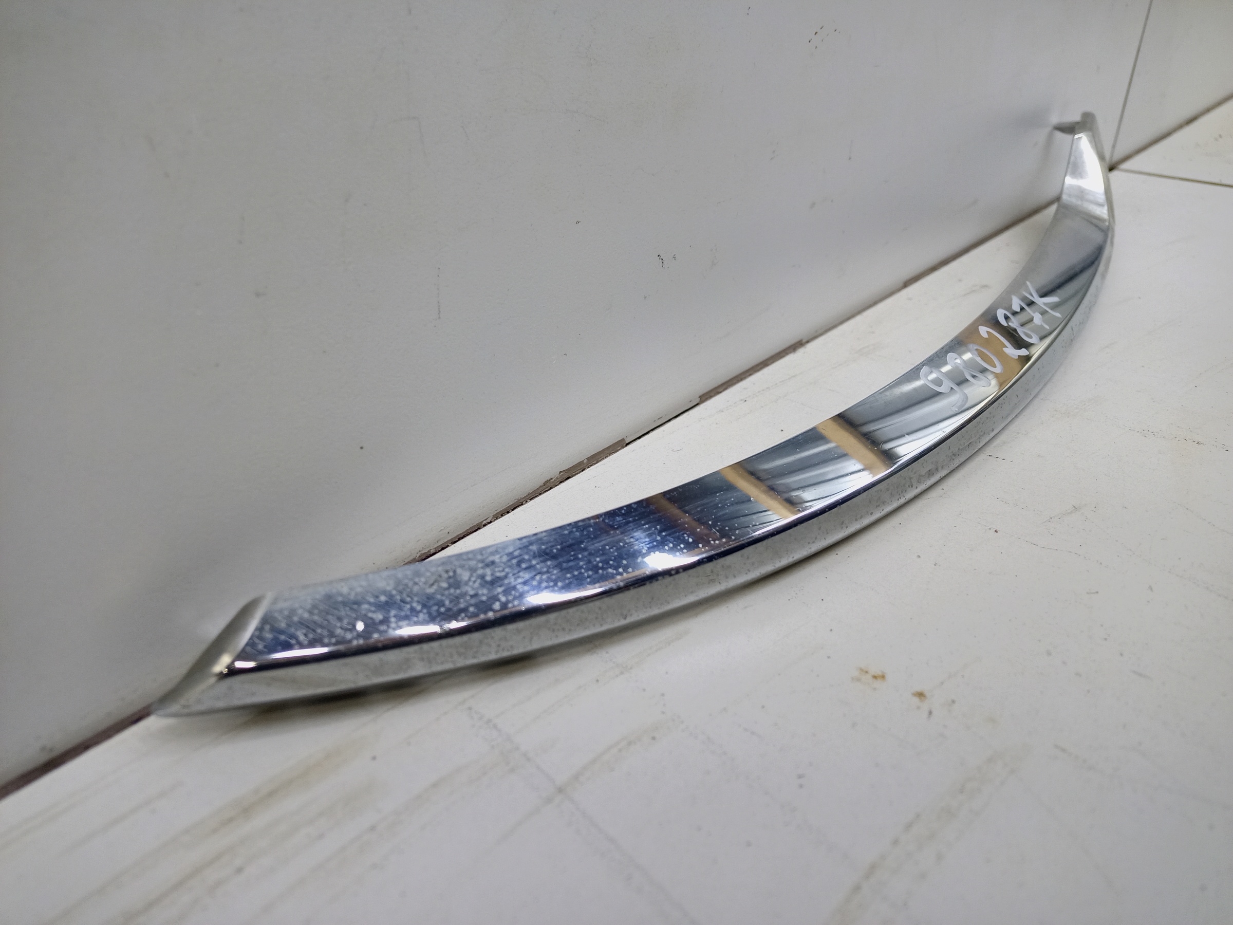 Накладка хром заднего бампера левая Volvo XC90 2