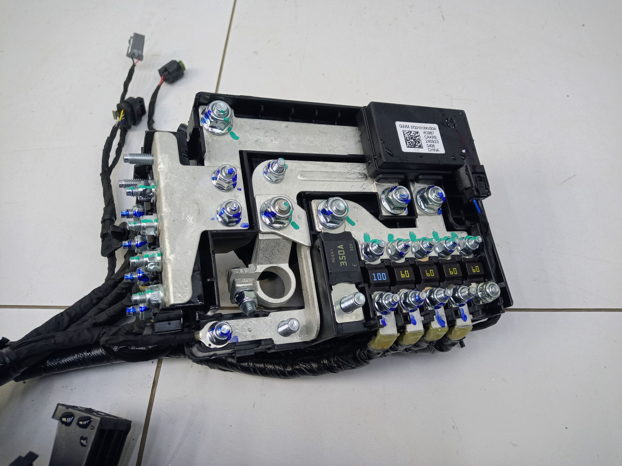 Проводка моторного отсека Tank 500