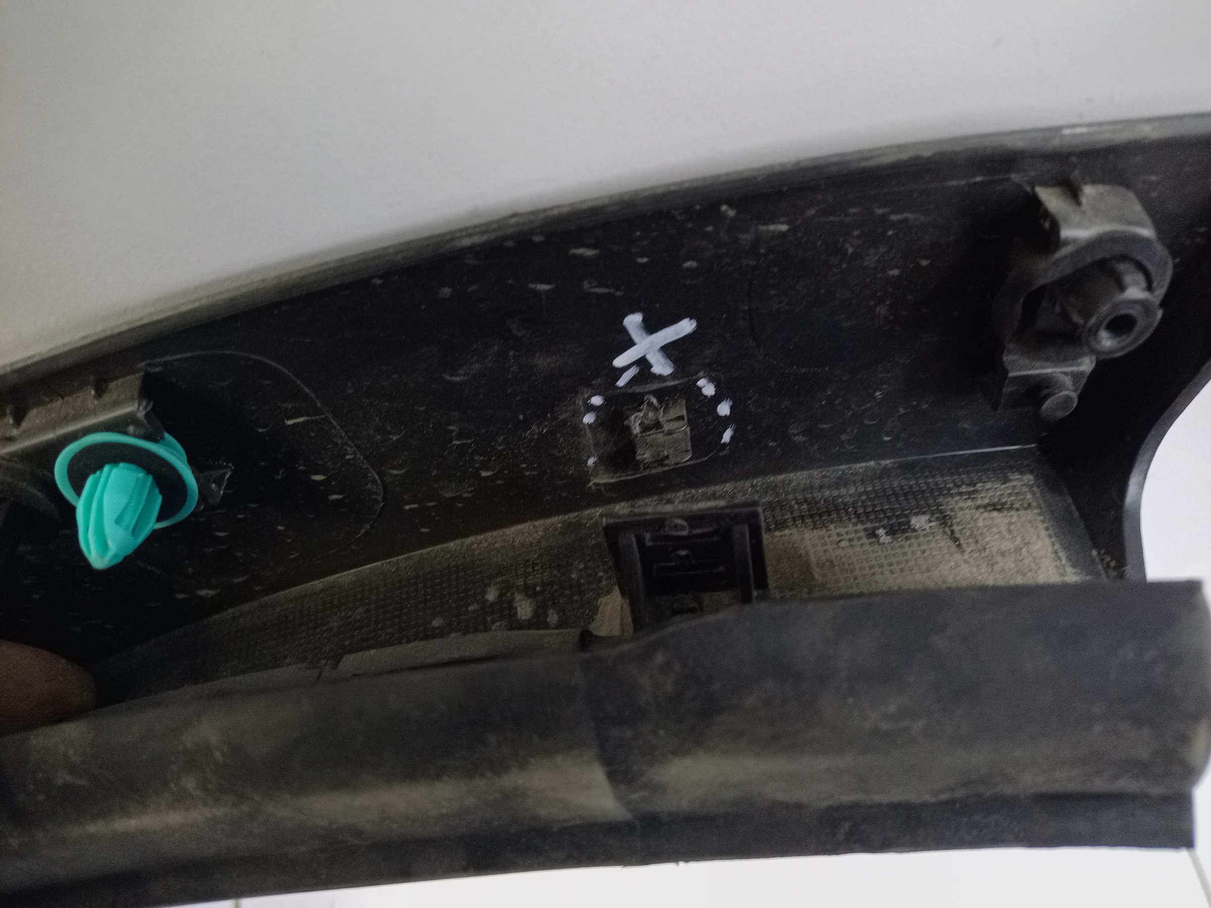 Накладка двери задней правой Chery Tiggo 7