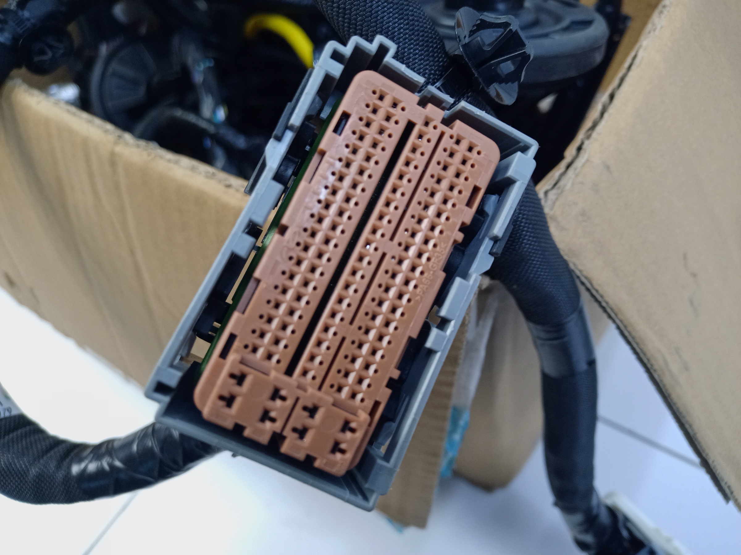 Проводка моторного отсека Changan UNI-T