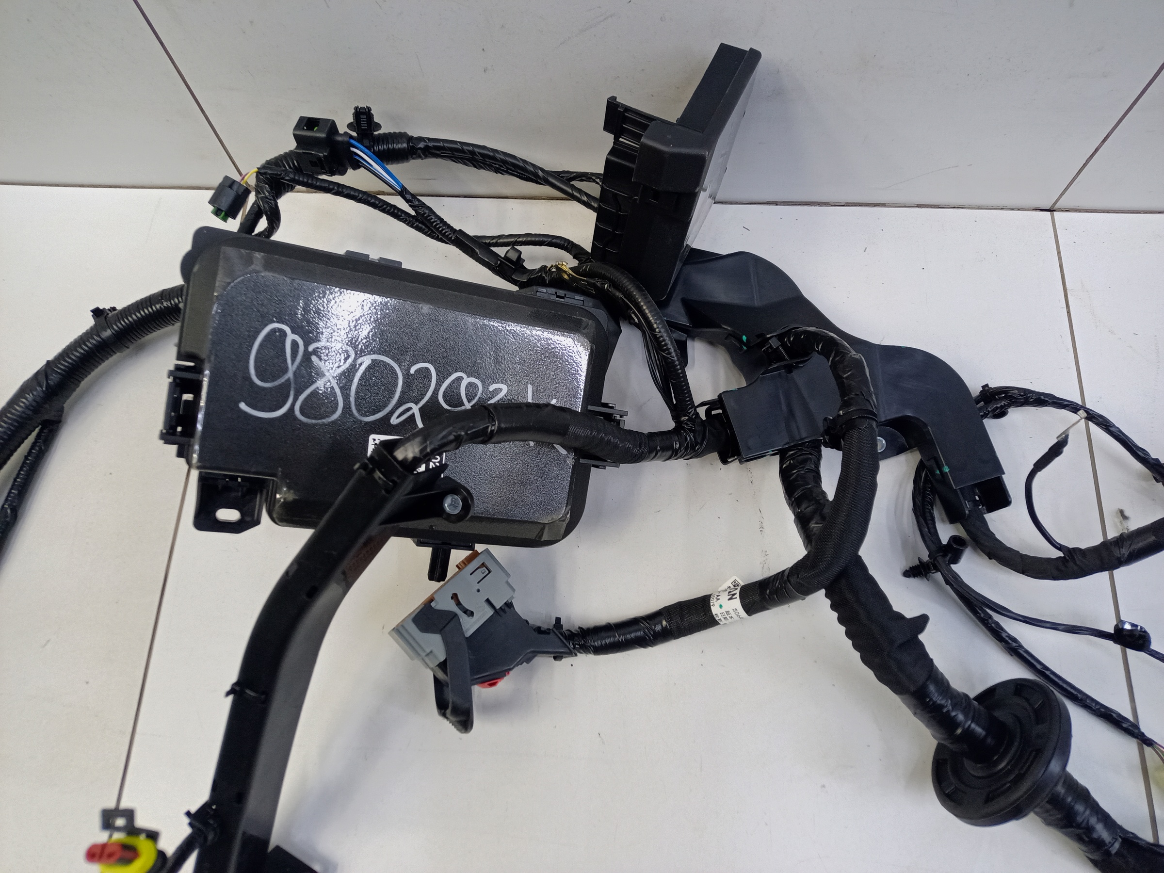 Проводка моторного отсека Changan UNI-T