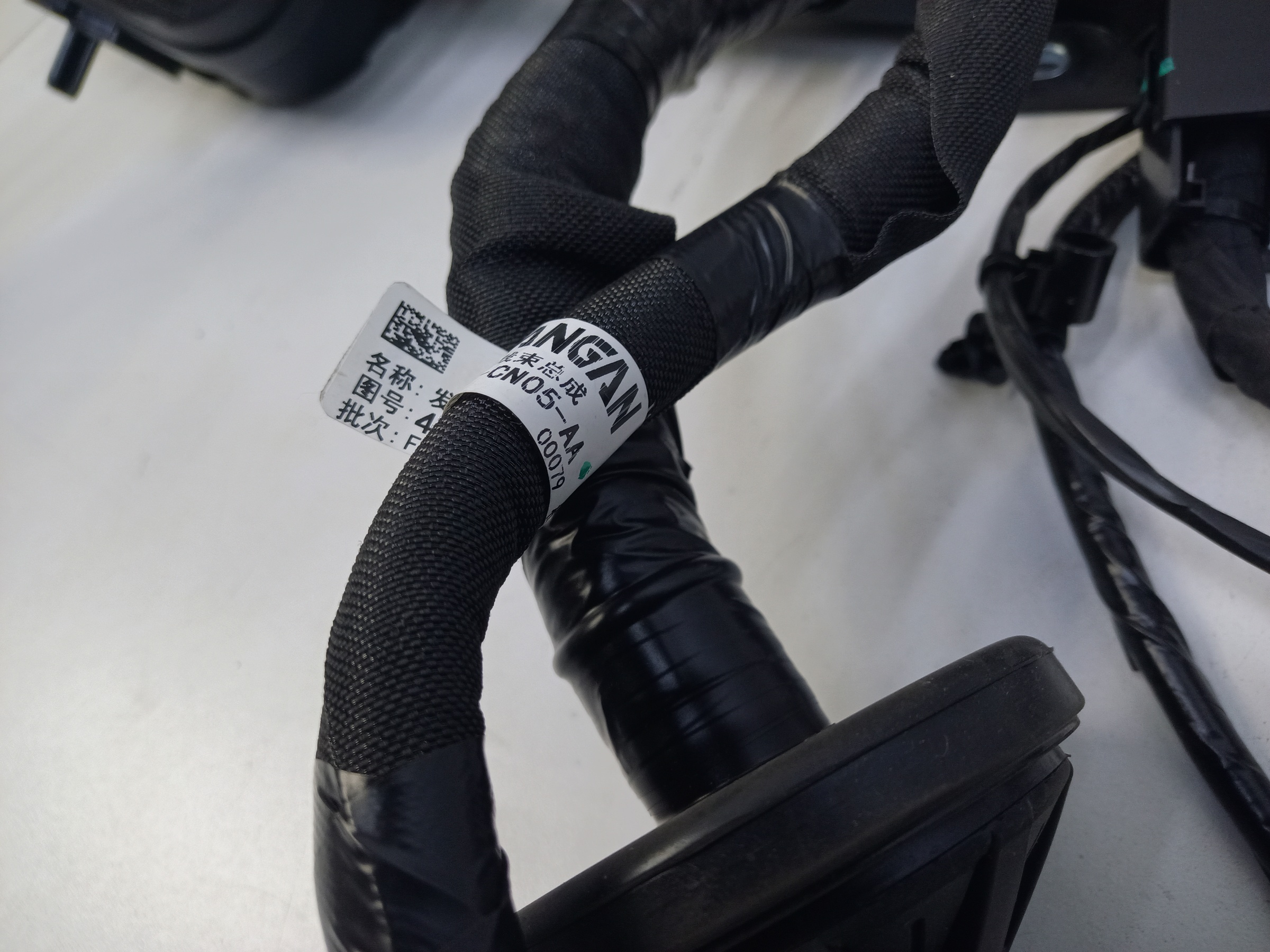 Проводка моторного отсека Changan UNI-T