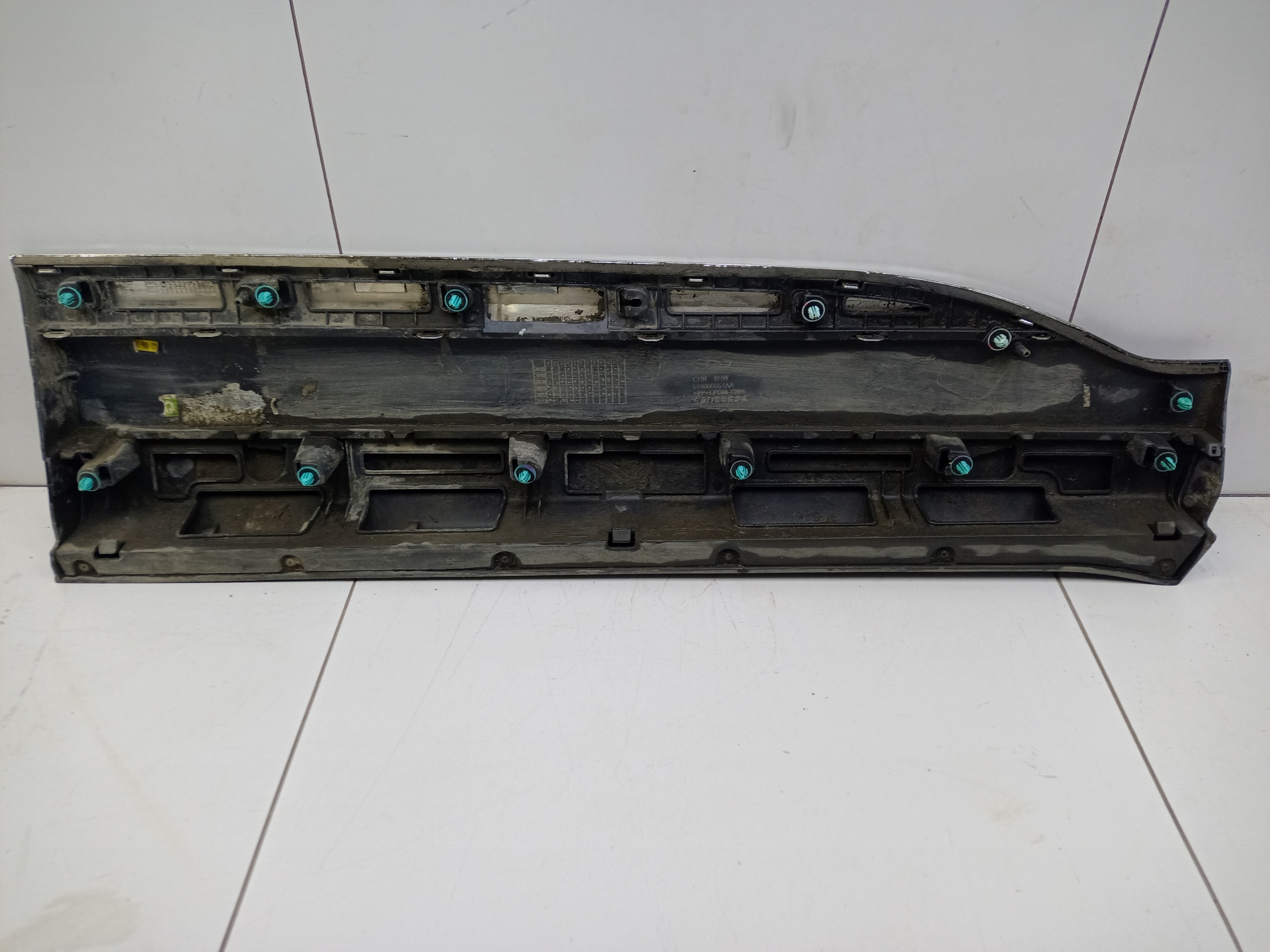 Накладка двери передней левой Chery Tiggo 8 Pro