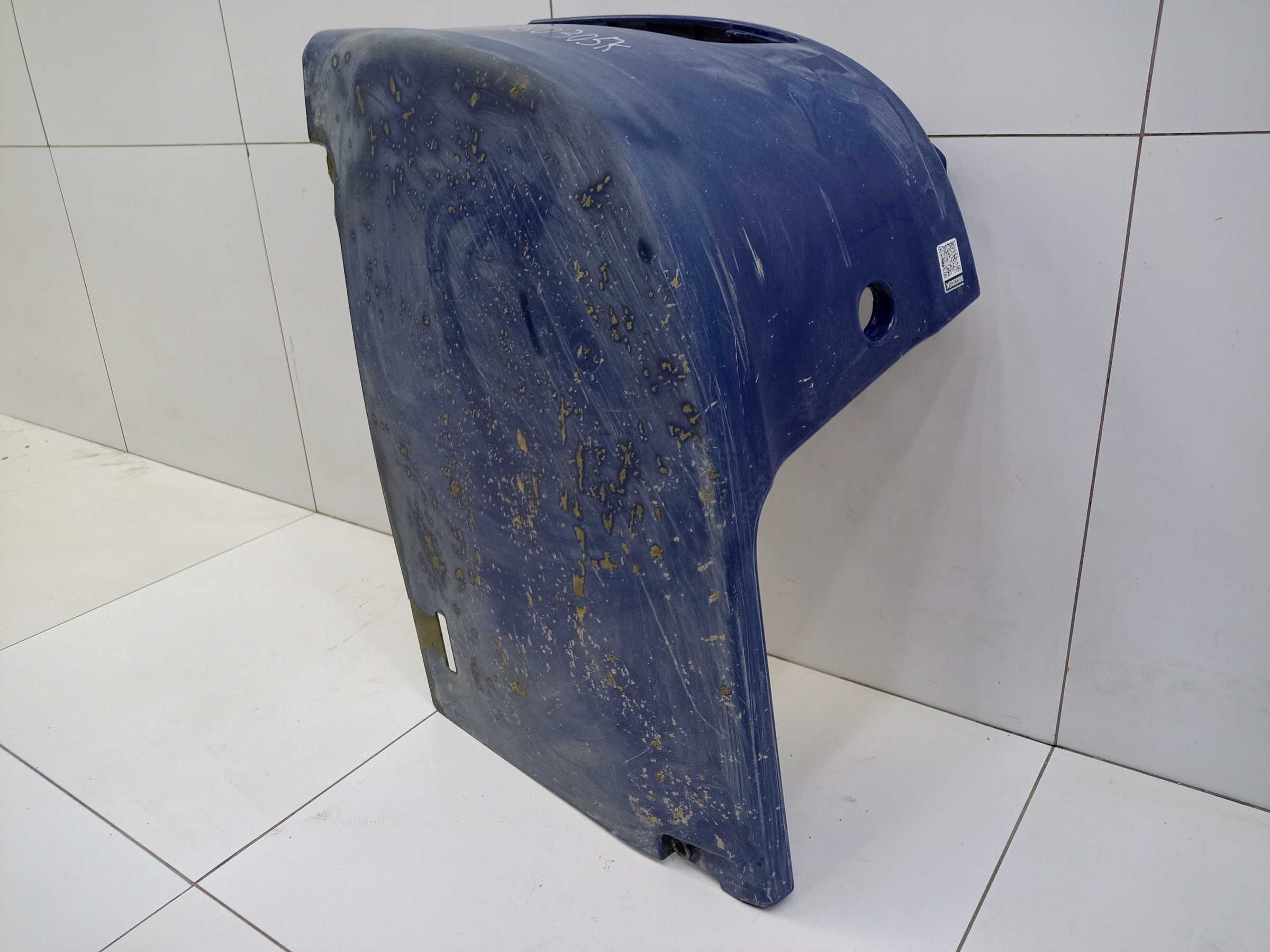 Бампер передний левая часть Scania 6 S Series