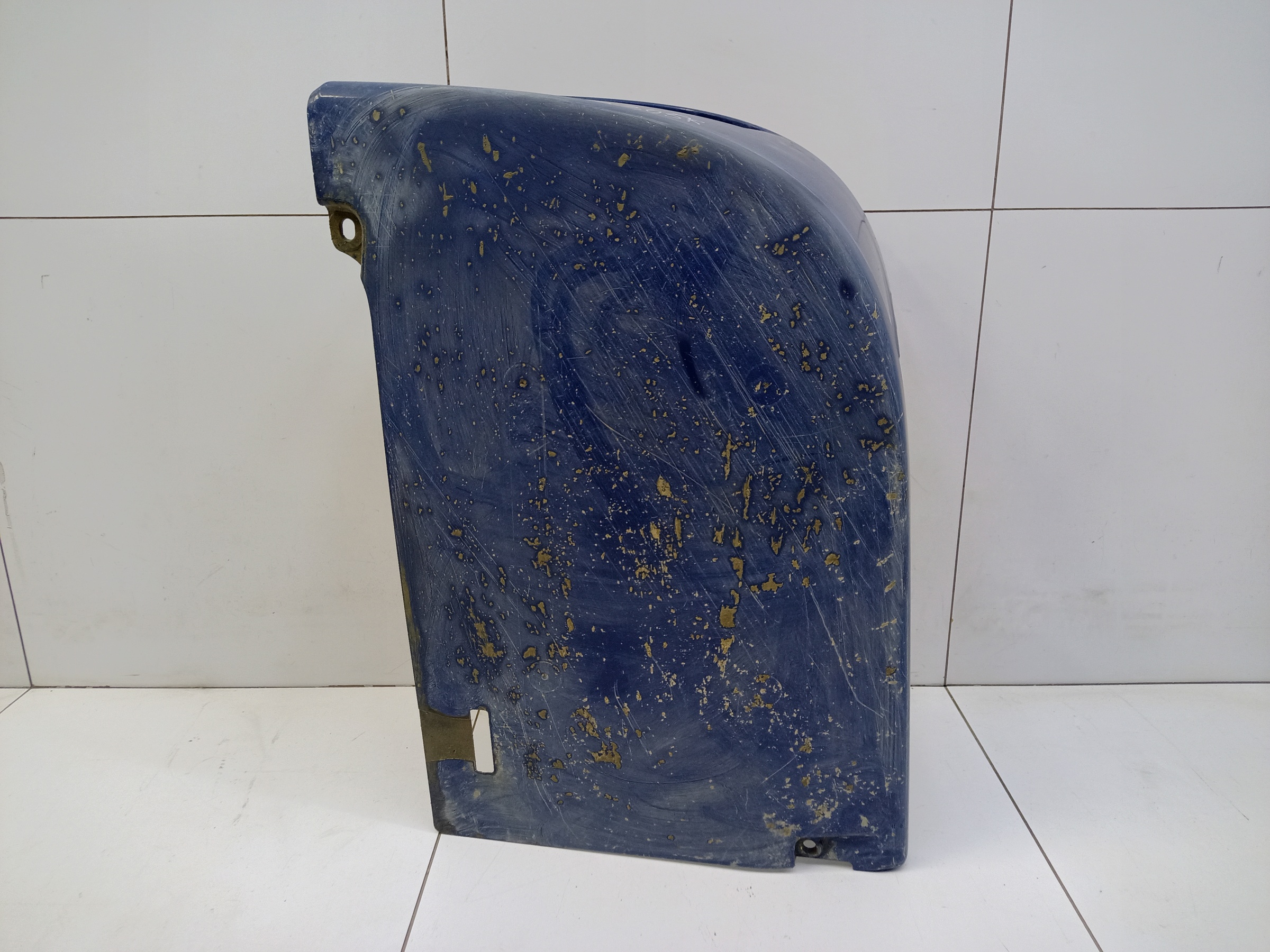 Бампер передний левая часть Scania 6 S Series