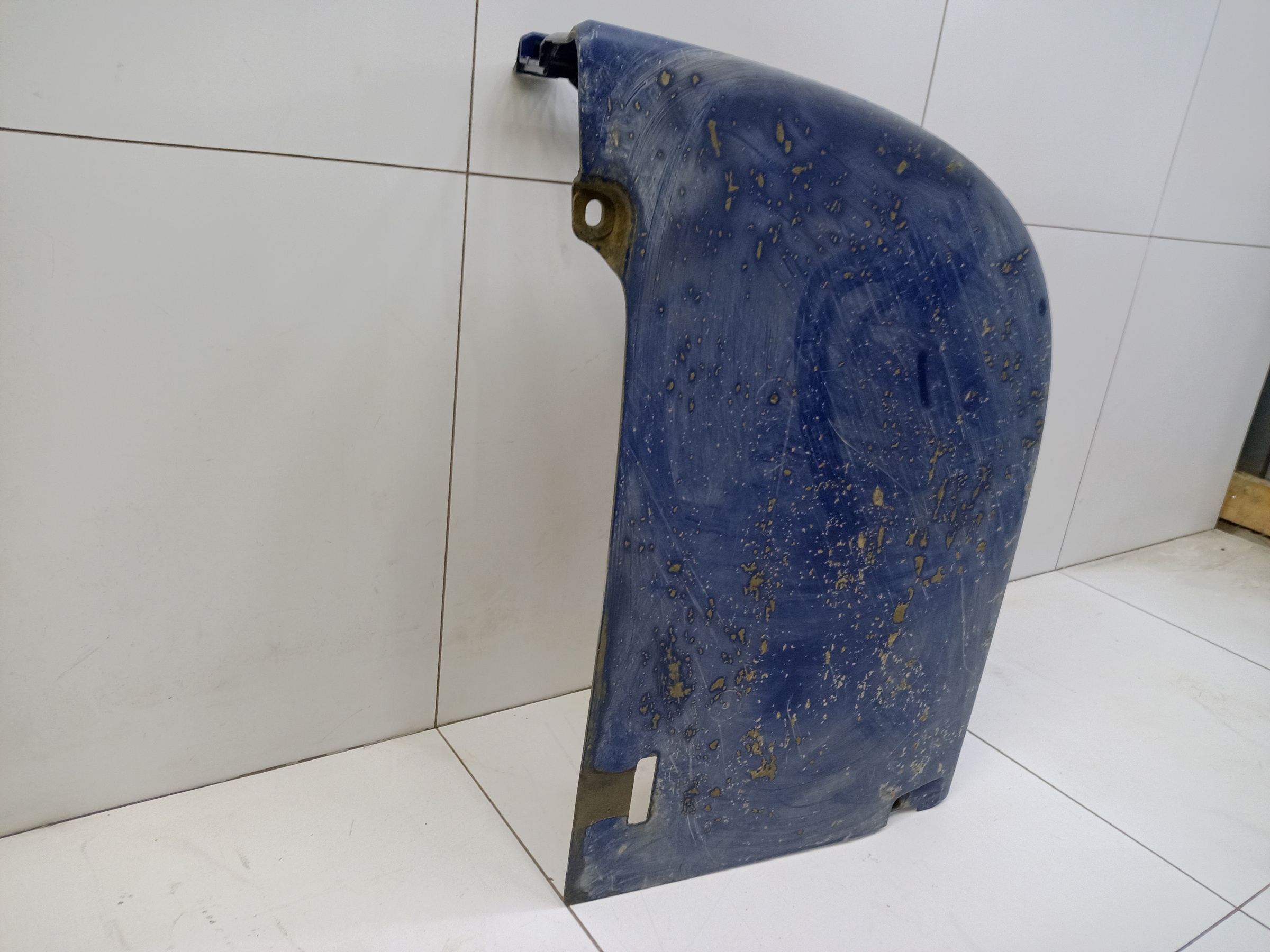 Бампер передний левая часть Scania 6 S Series