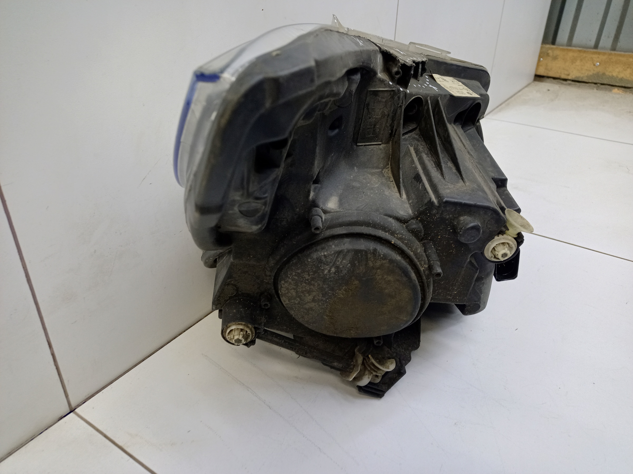 Фара передняя левая Mercedes Benz Vito W447 LED