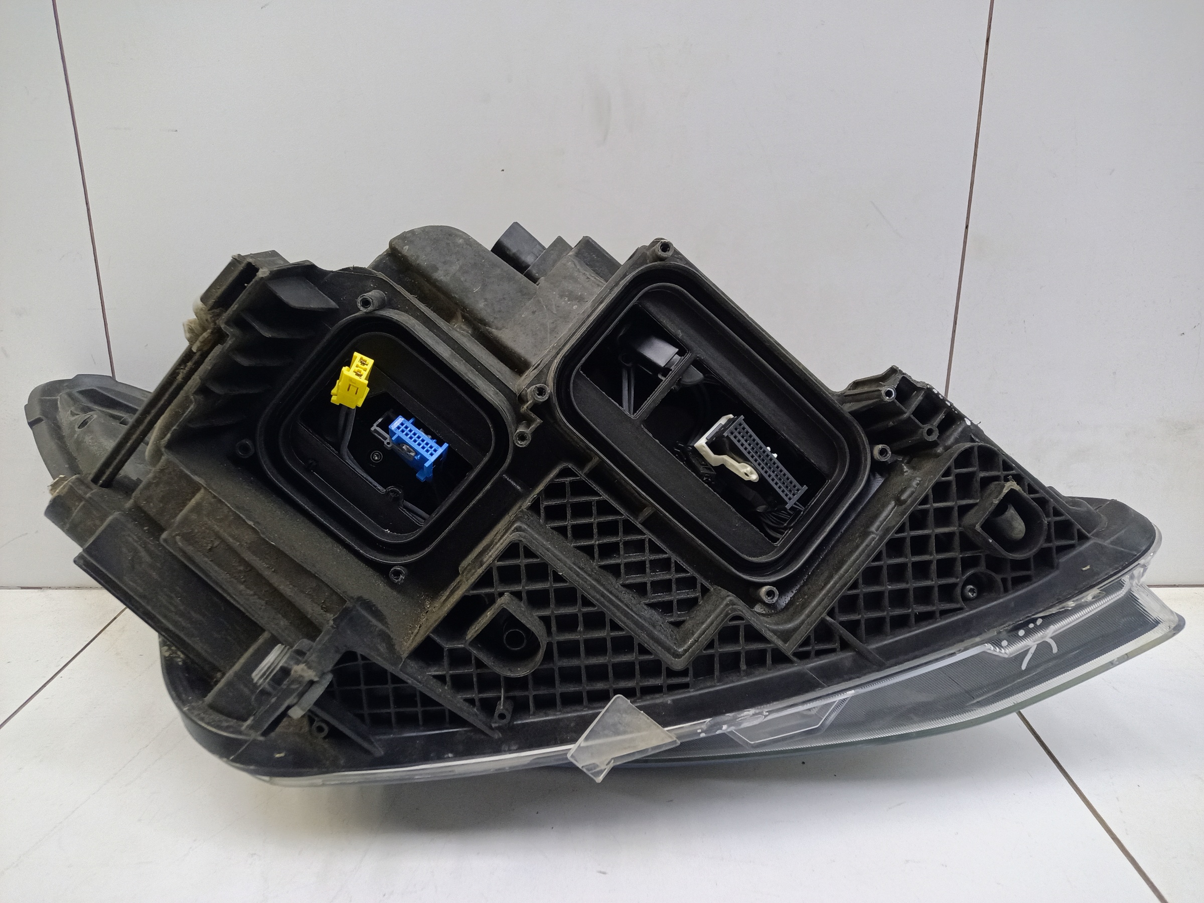 Фара передняя левая Mercedes Benz Vito W447 LED