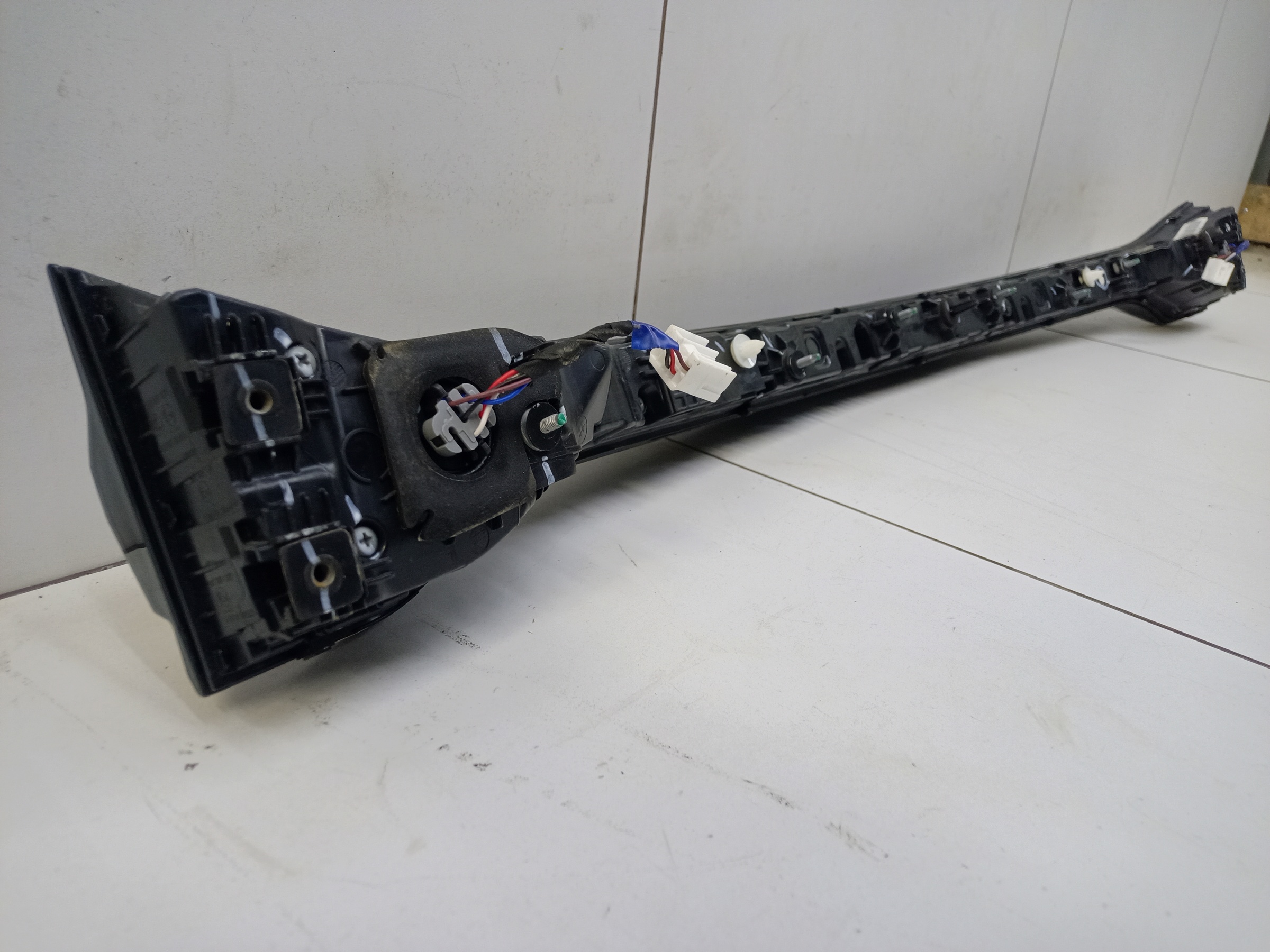 Фонарь задний центральный Geely Preface