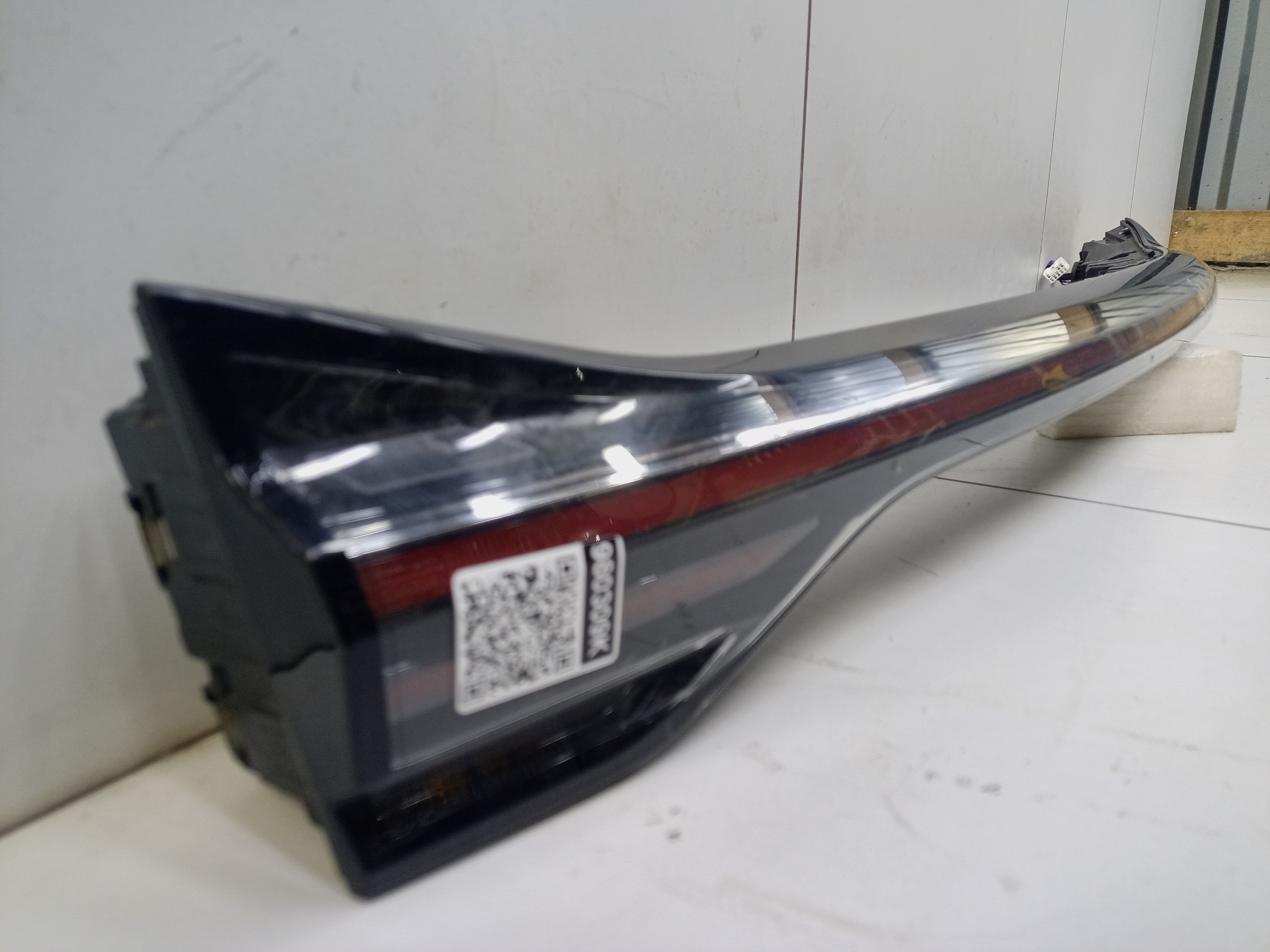 Фонарь задний центральный Geely Preface