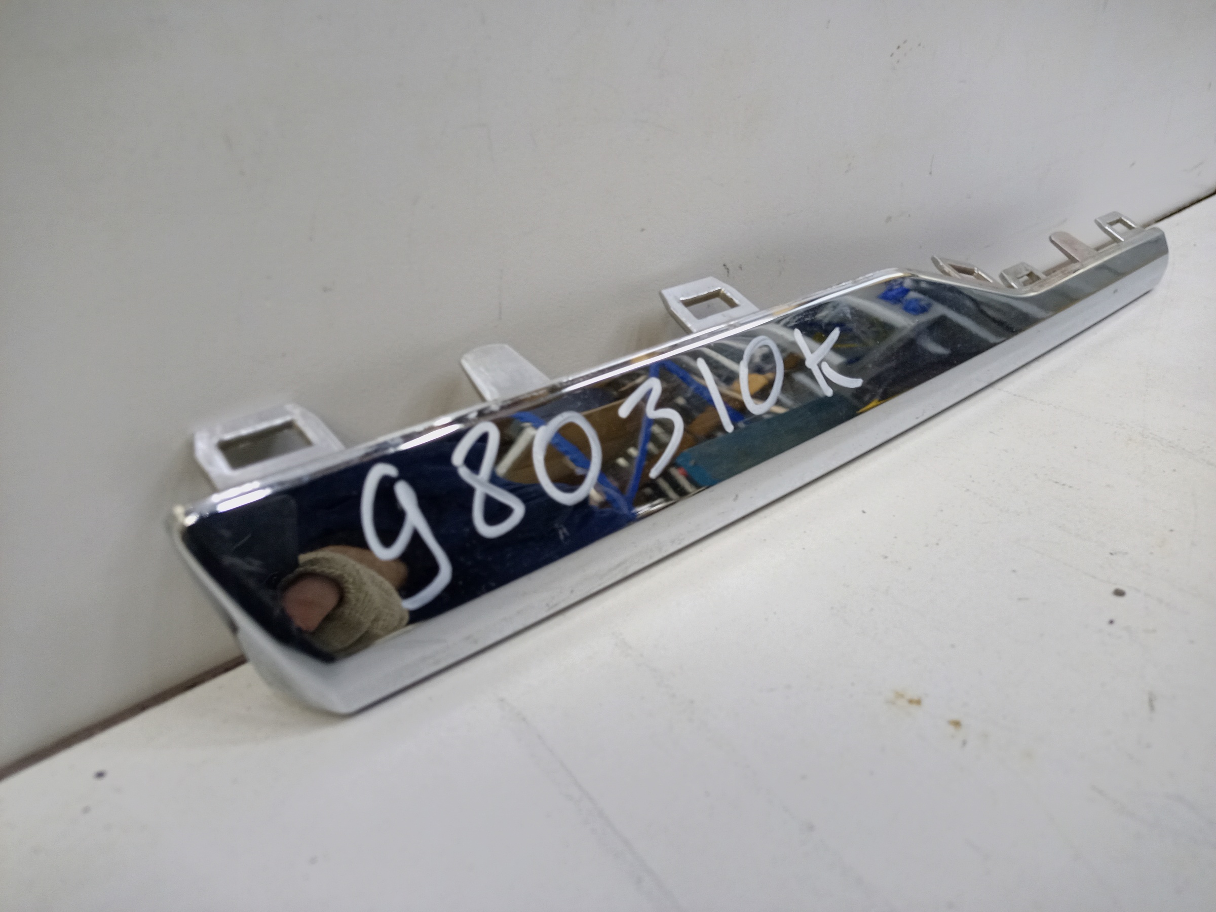 Накладка хром переднего бампера левая Jetour X70 Plus Restail