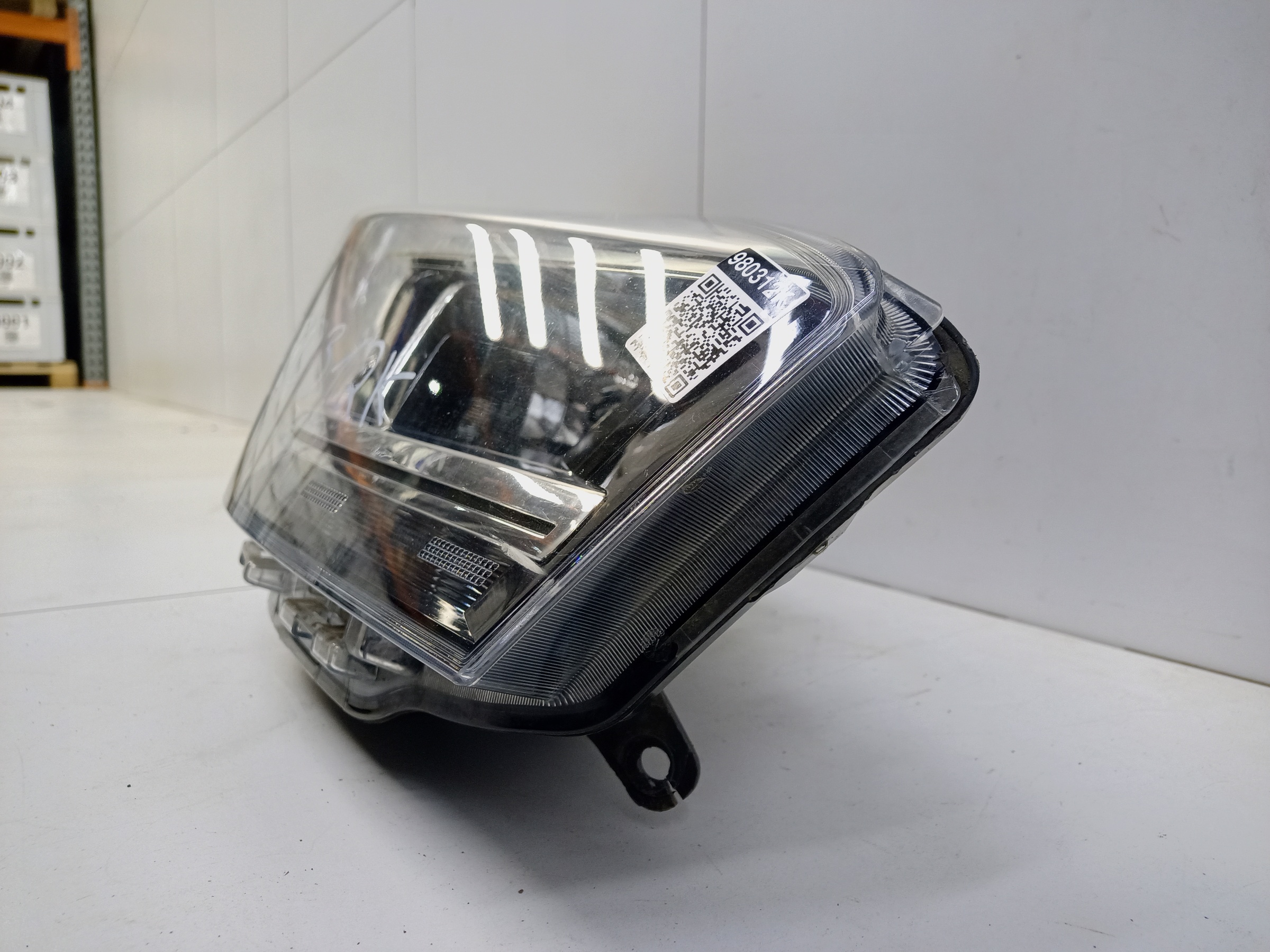 Фара передняя правая Chery Tiggo 4 Pro галоген линза