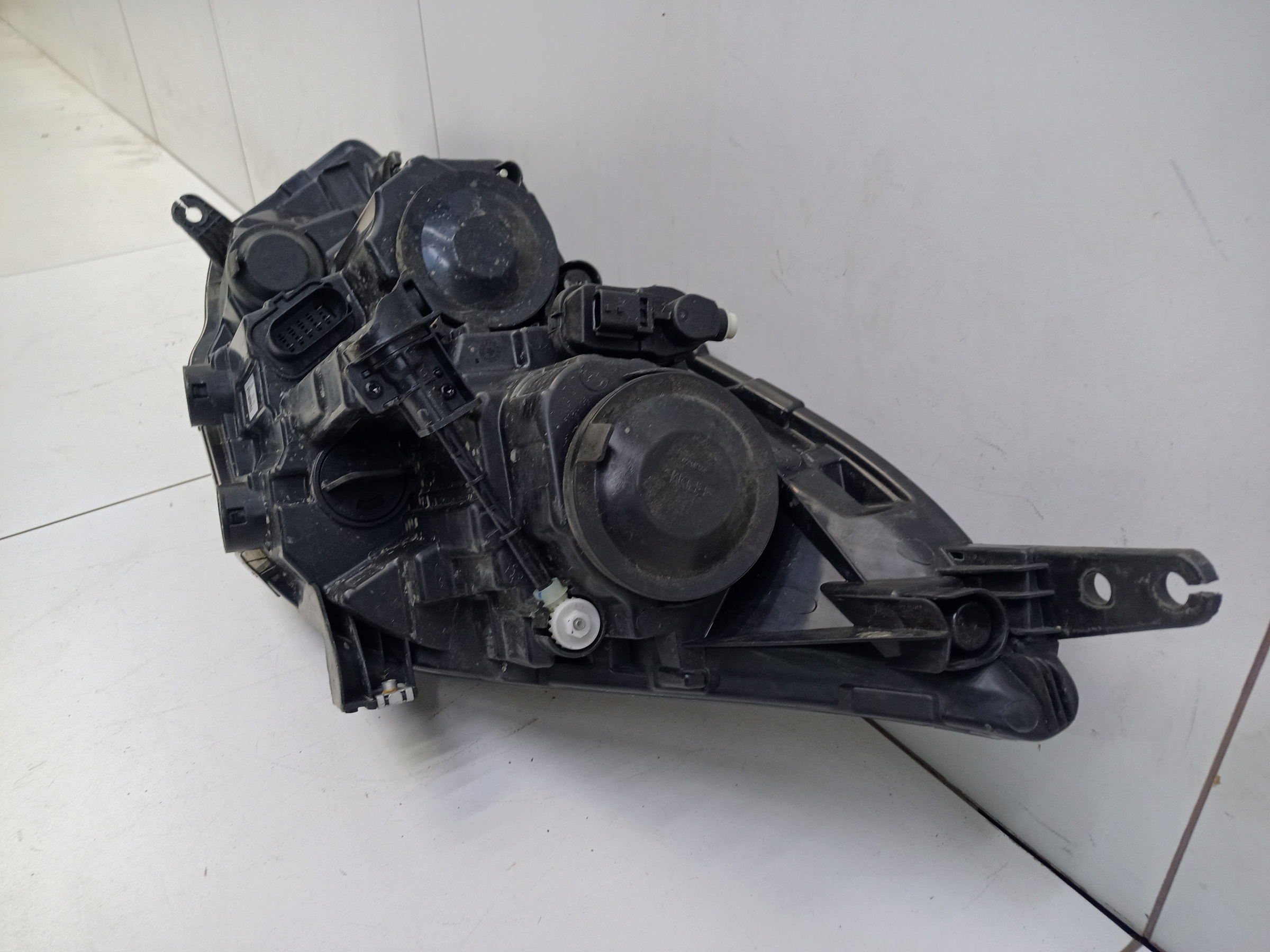 Фара передняя правая Chery Tiggo 4 Pro галоген линза