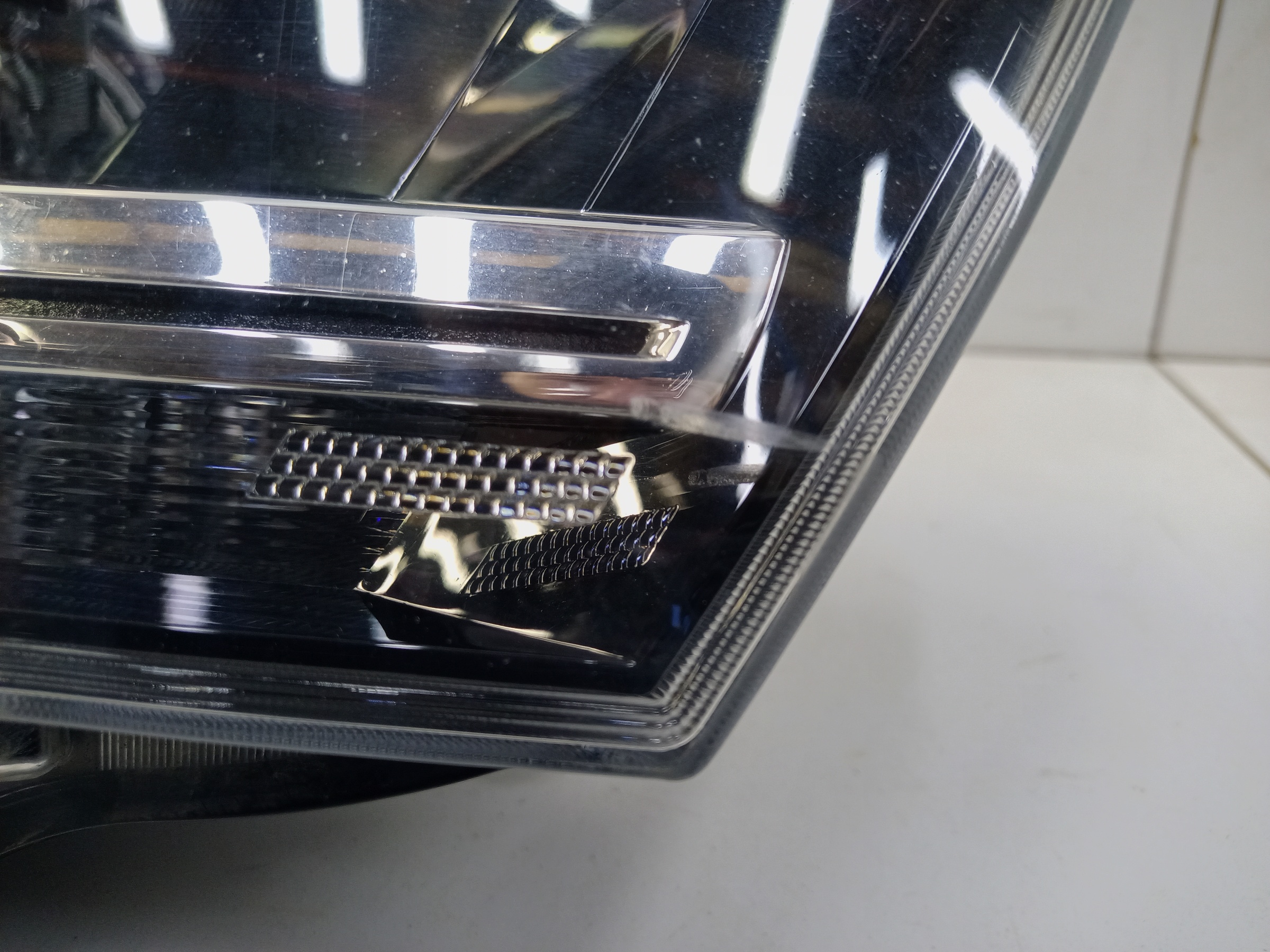 Фара передняя правая Chery Tiggo 4 Pro галоген линза