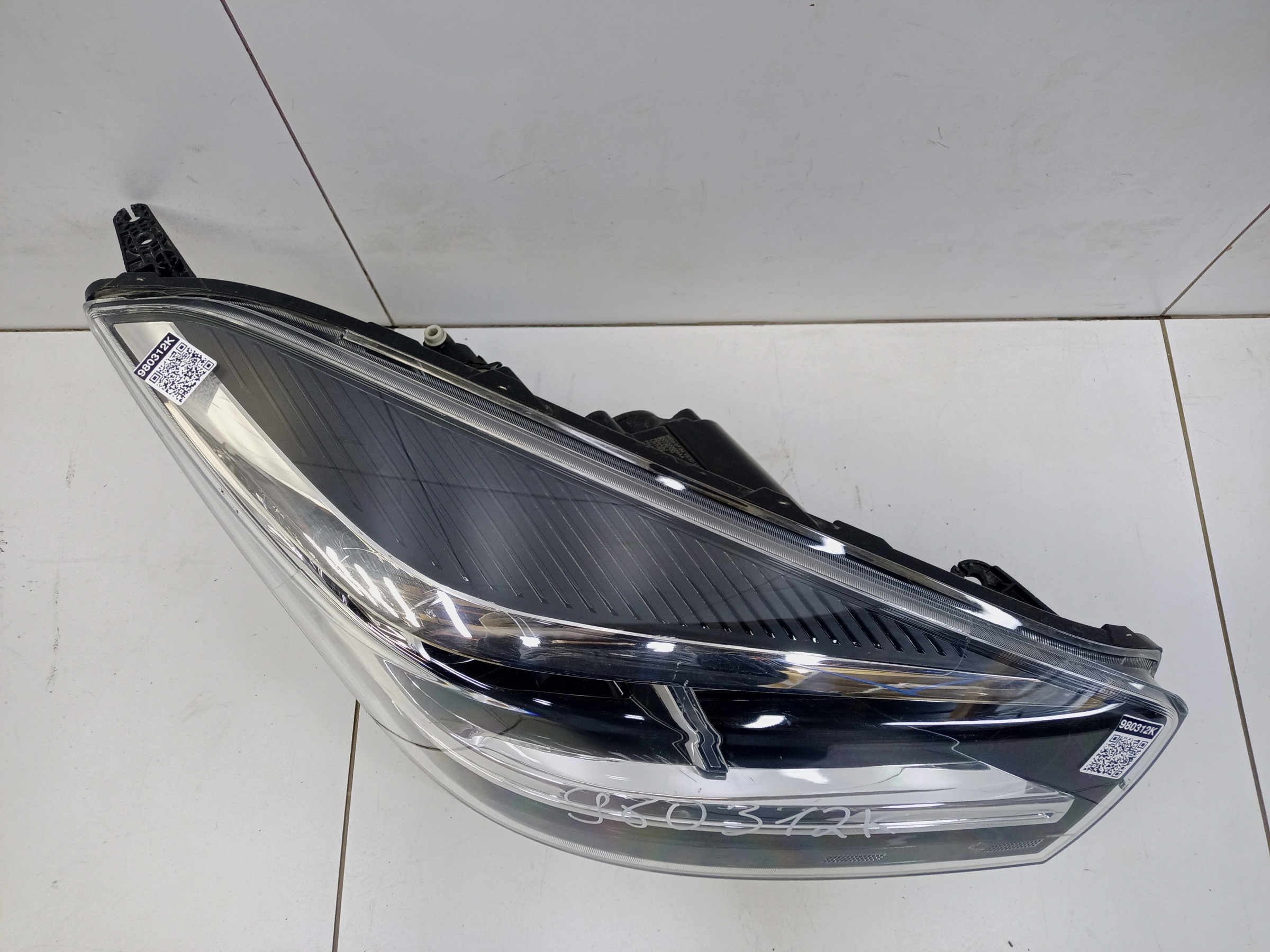 Фара передняя правая Chery Tiggo 4 Pro галоген линза