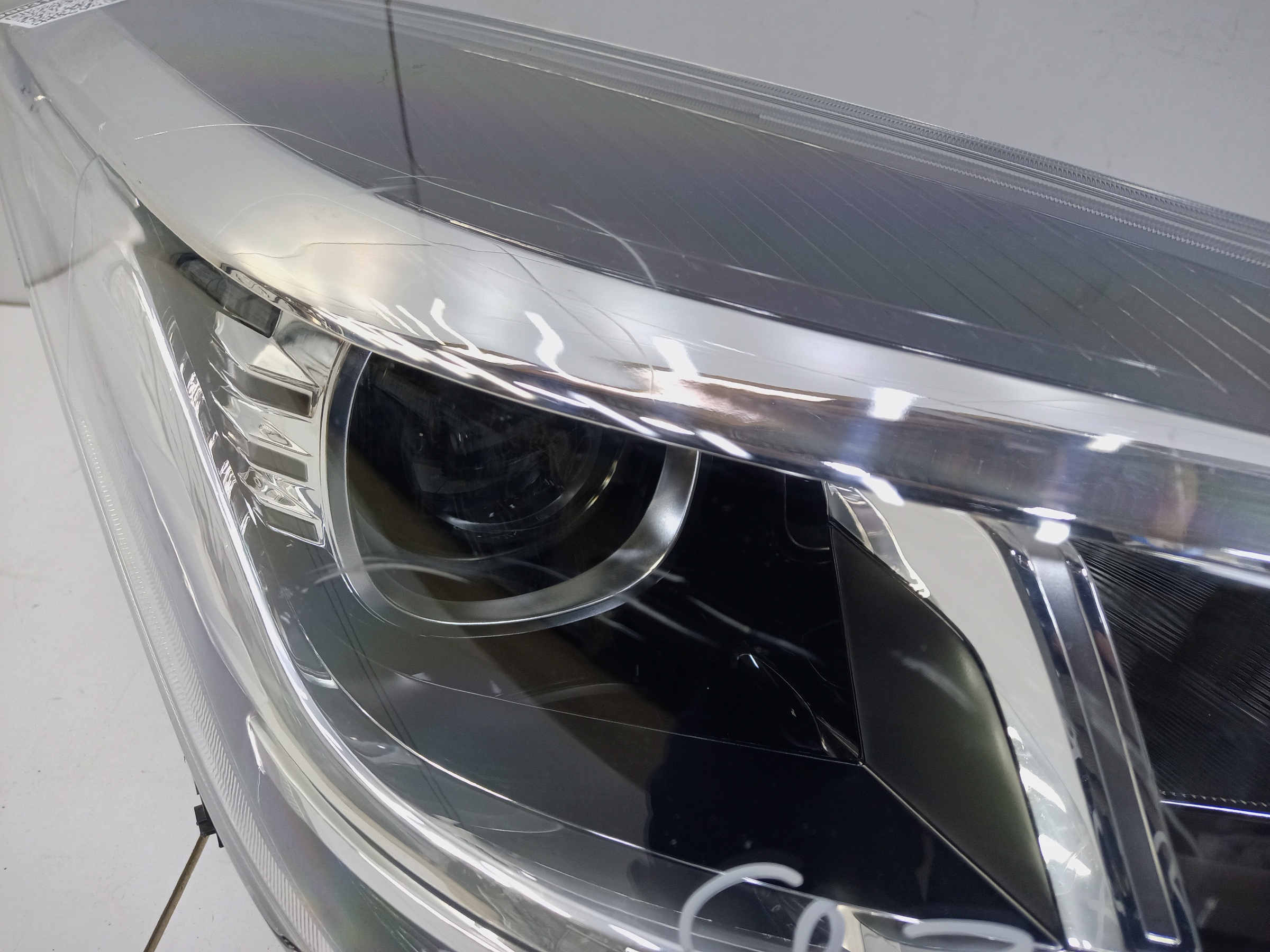 Фара передняя правая Chery Tiggo 4 Pro галоген линза