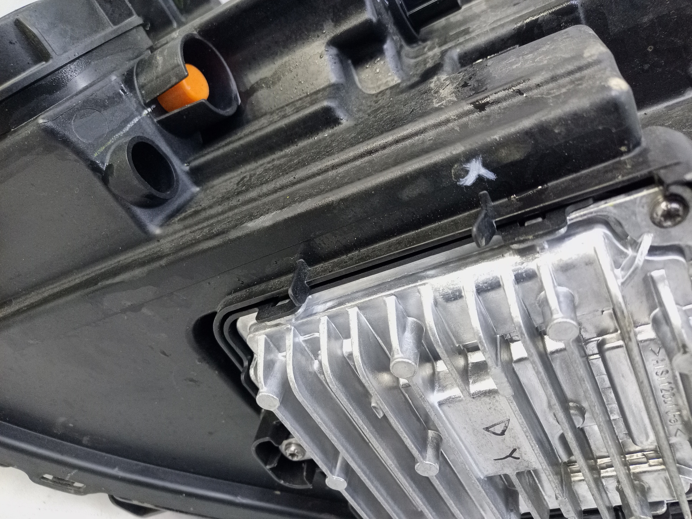 Фара передняя правая Geely Preface LED