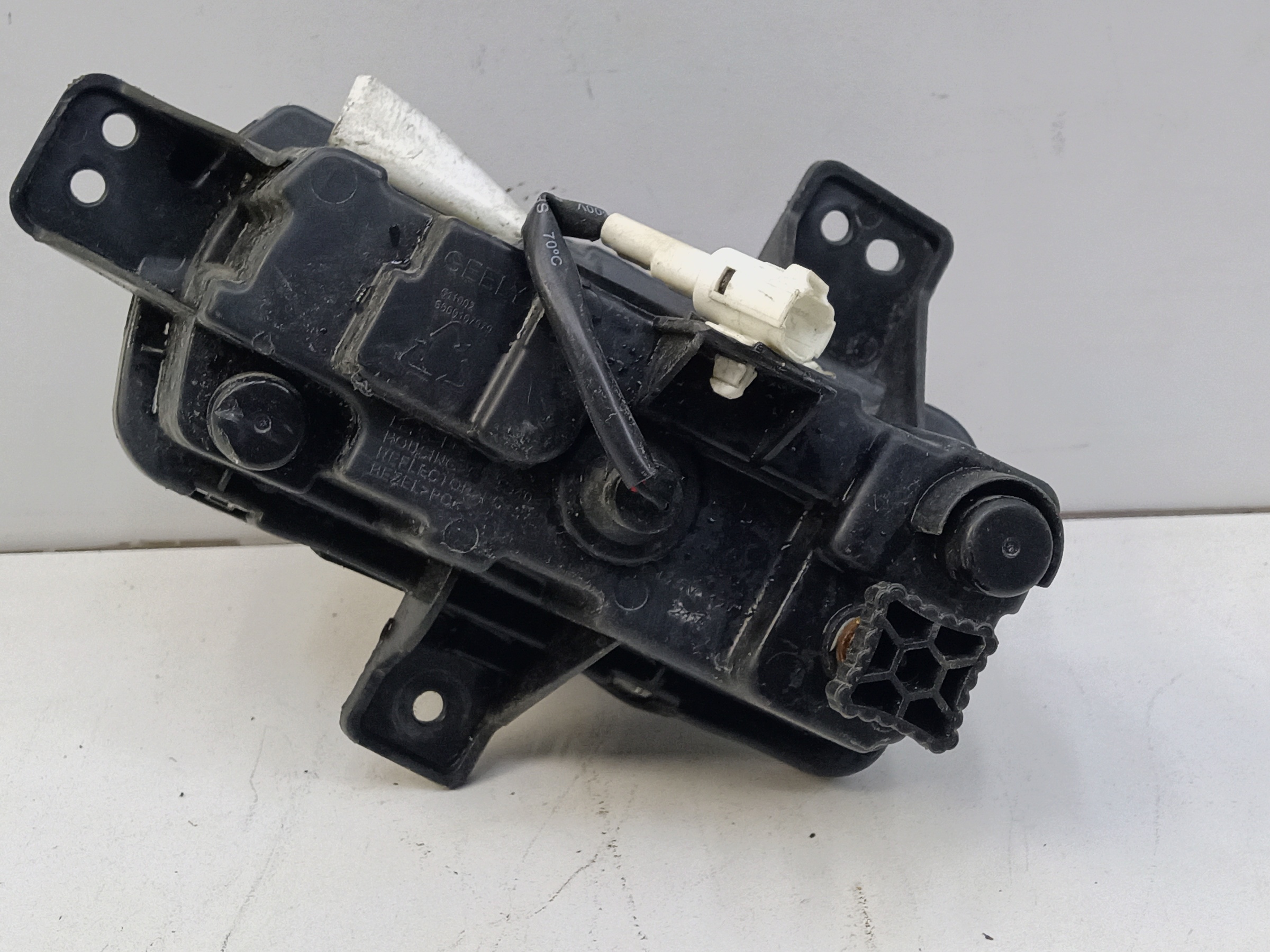 Фара ПТФ передняя правая Geely Coolray