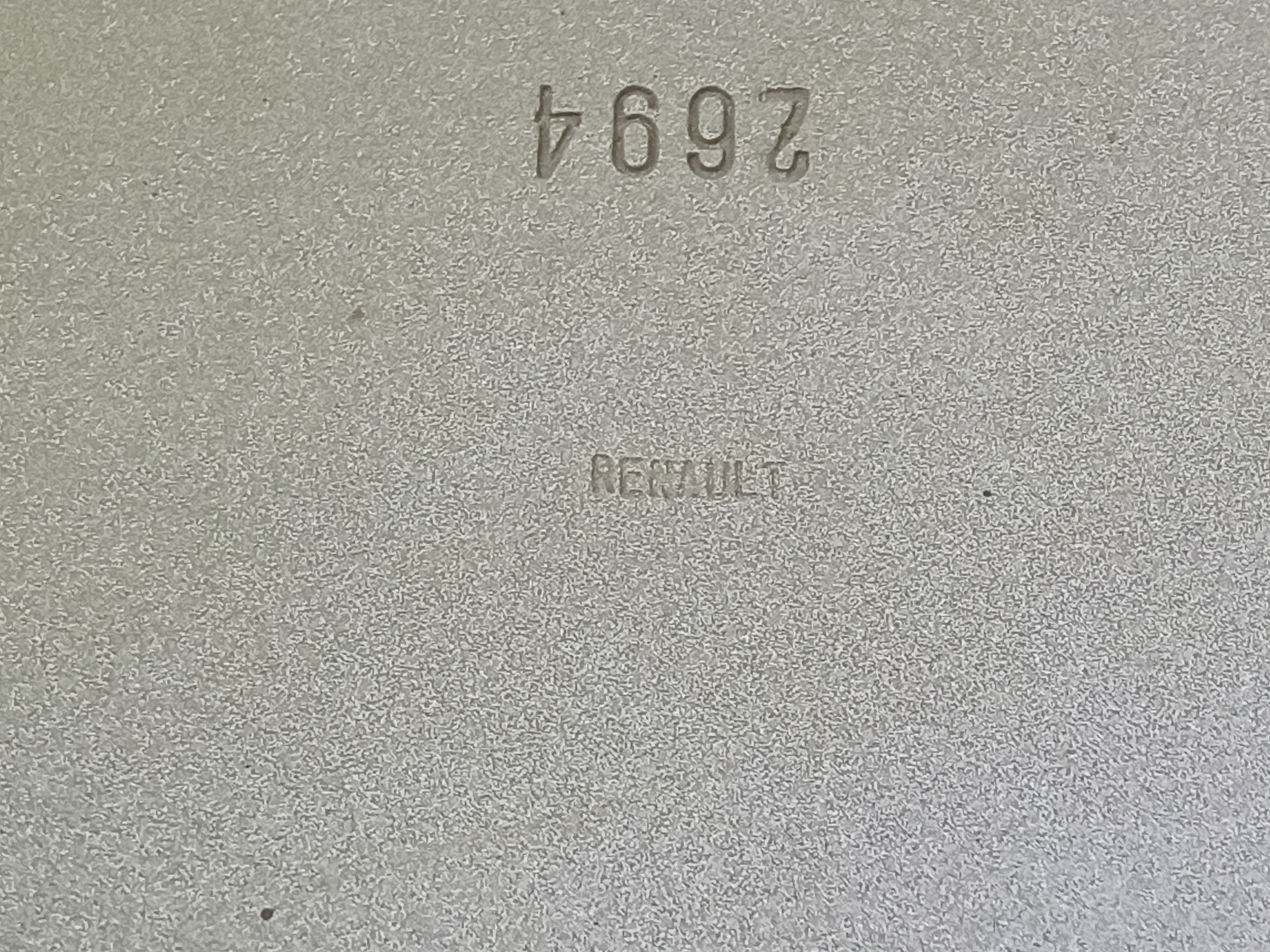 Панель передняя Renault Logan 2