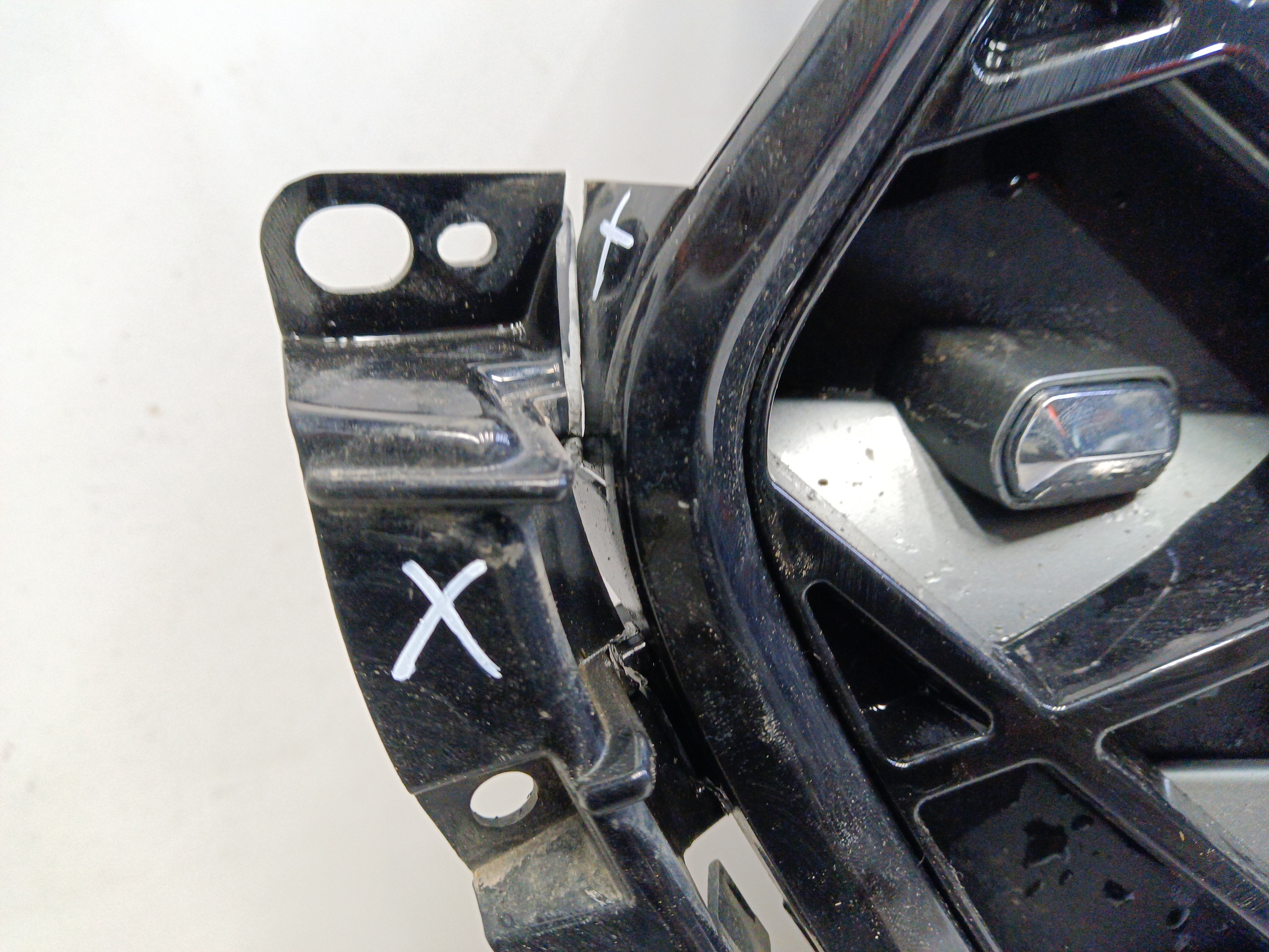 Решётка радиатора Chery Tiggo 4 Pro без камеры