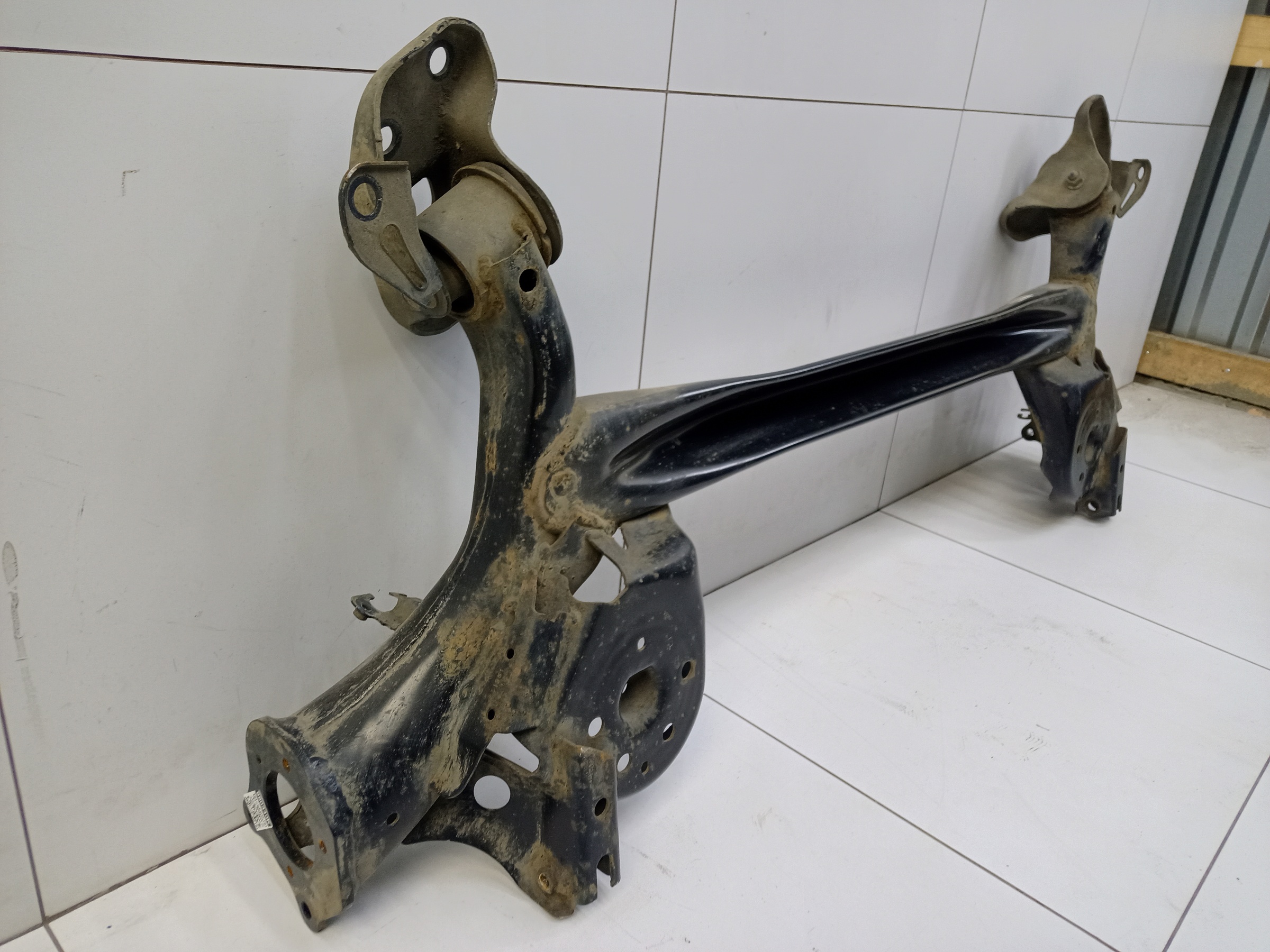 Балка задняя Geely Coolray Restail