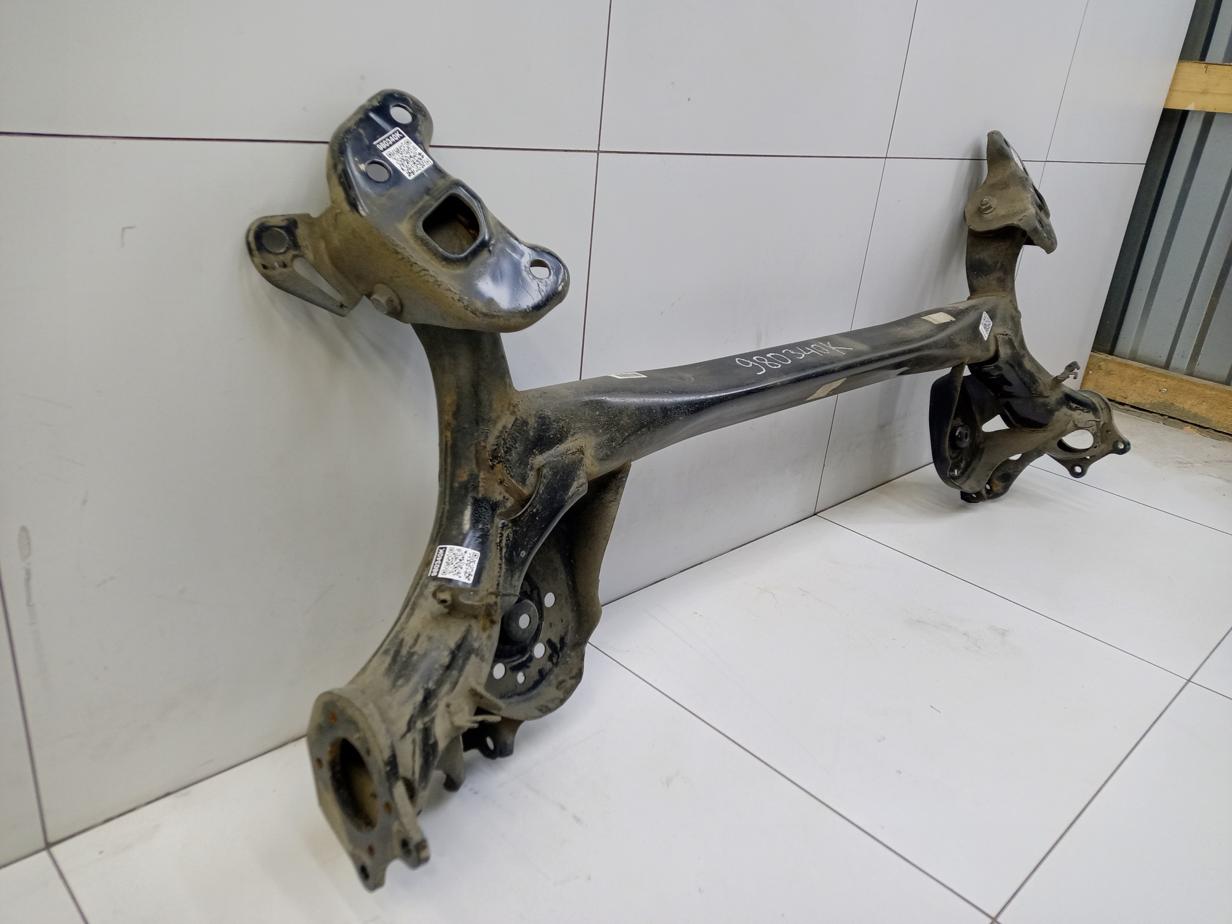 Балка задняя Geely Coolray Restail