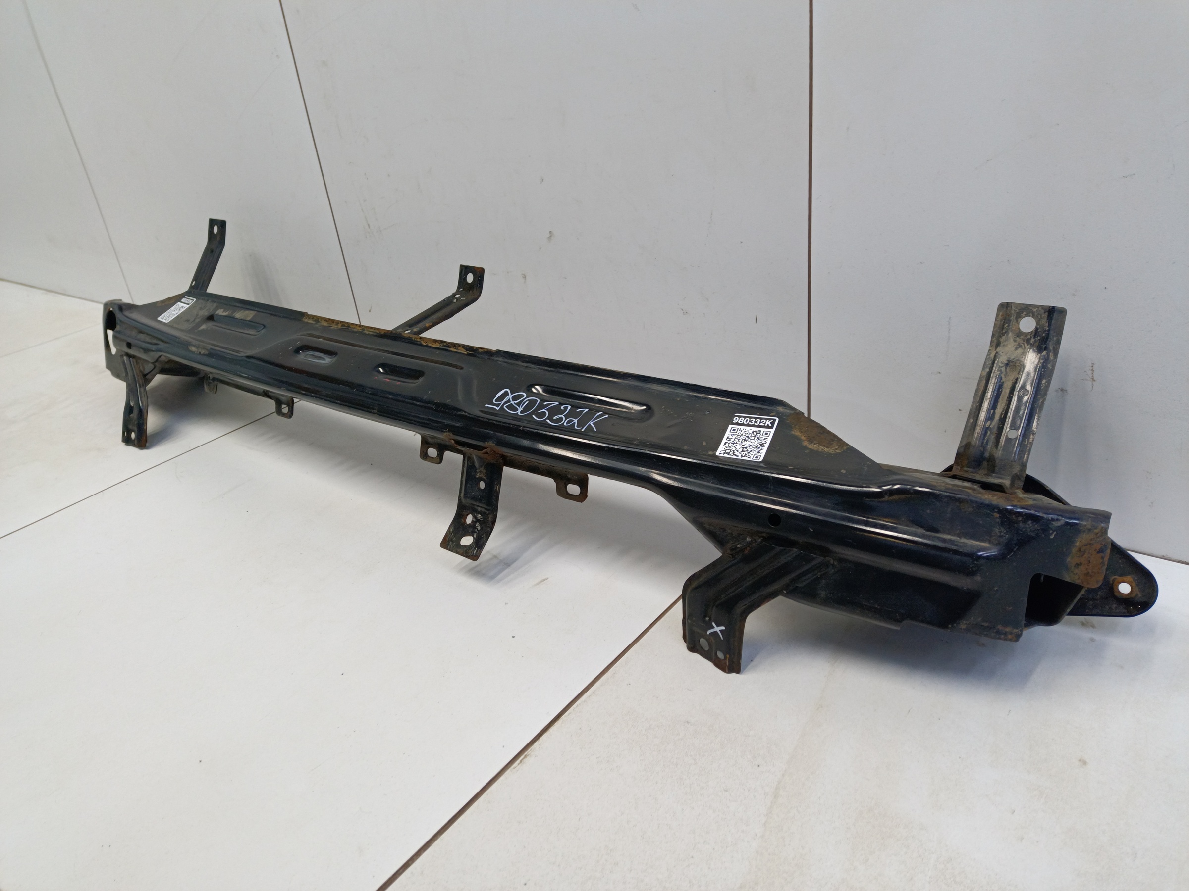 Усилитель заднего бампера Hyundai Creta 1