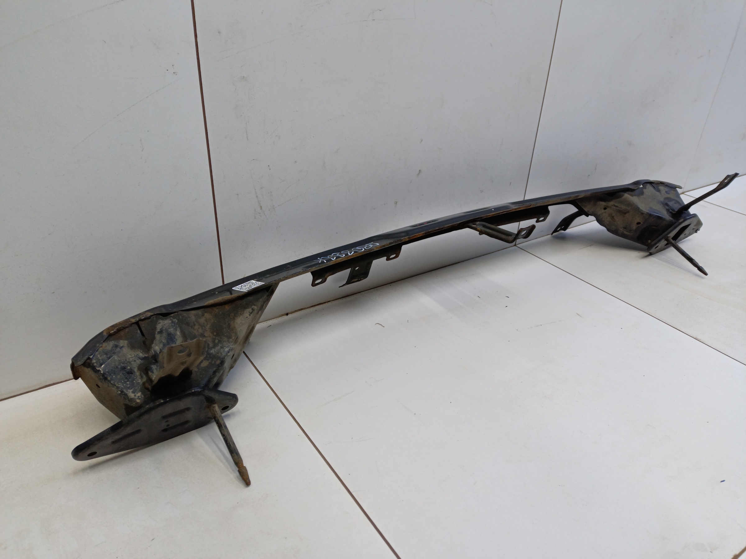 Усилитель заднего бампера Hyundai Creta 1