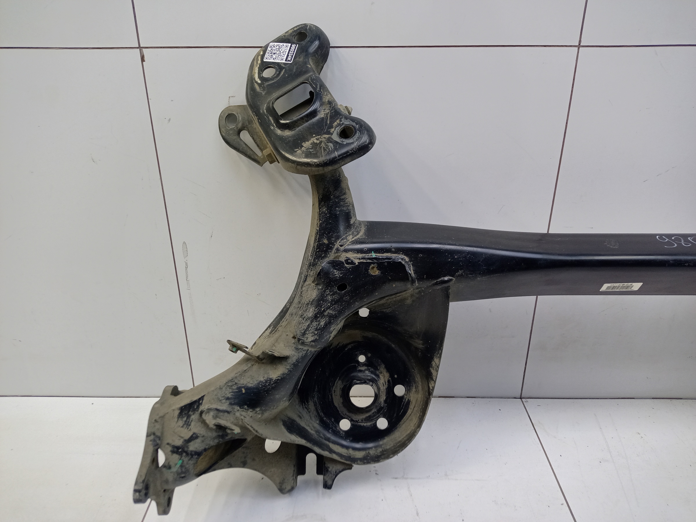 Балка задняя Geely Coolray