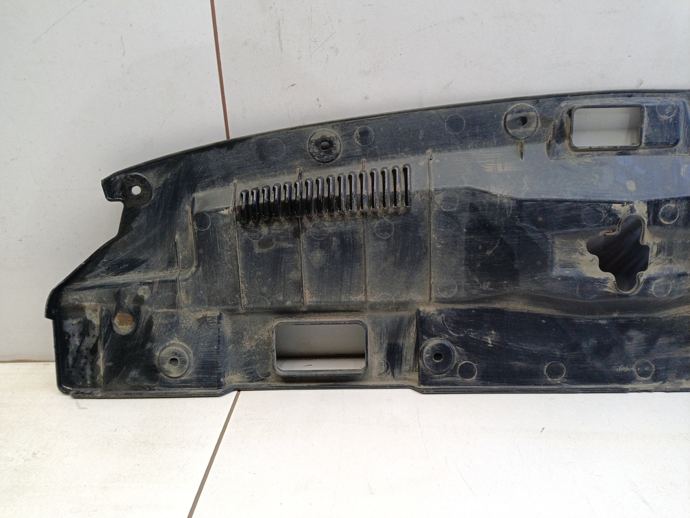 Накладка передней панели Mitsubishi Outlander 3 Restail