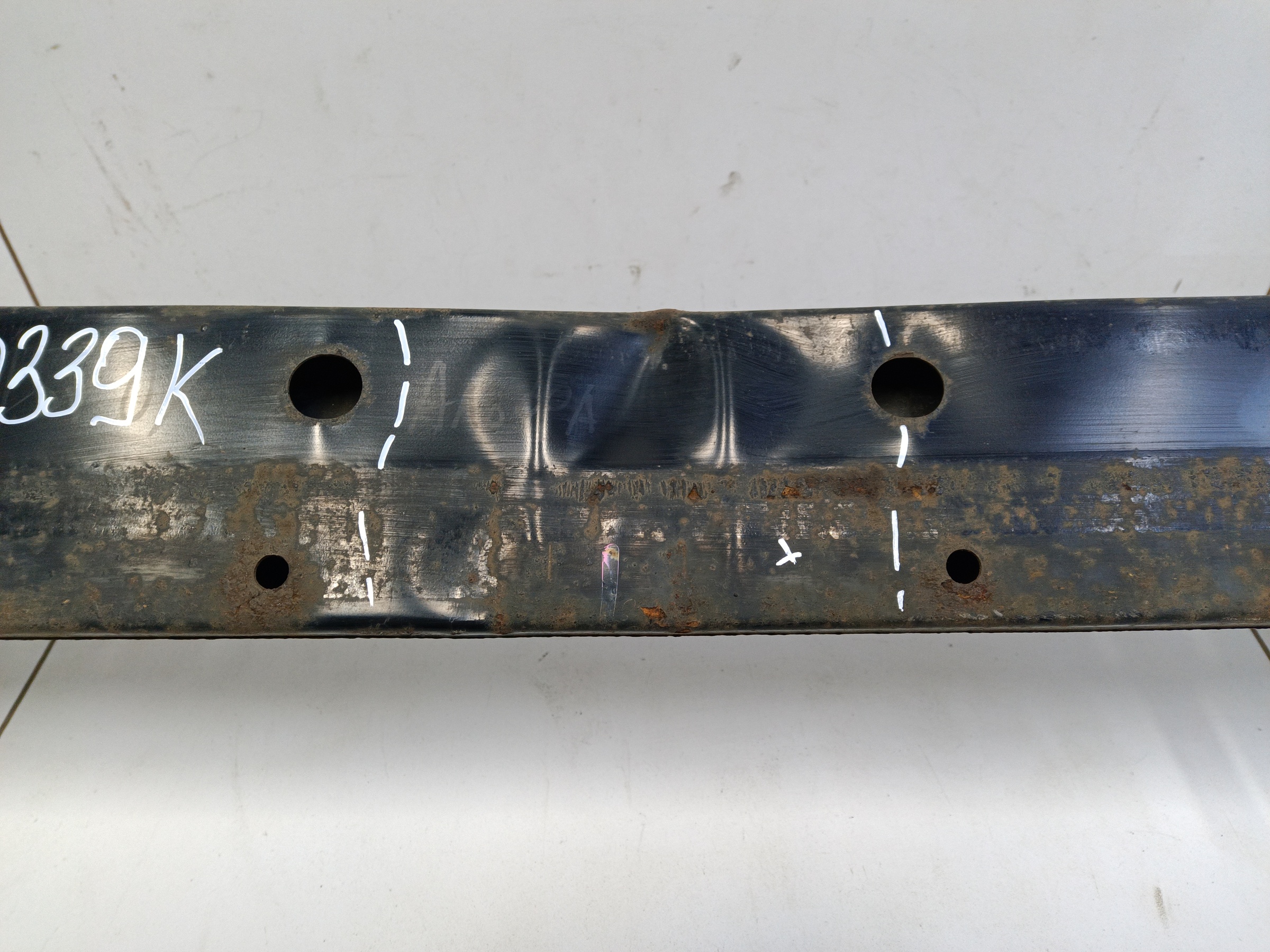 Усилитель переднего бампера Toyota RAV4 CA40