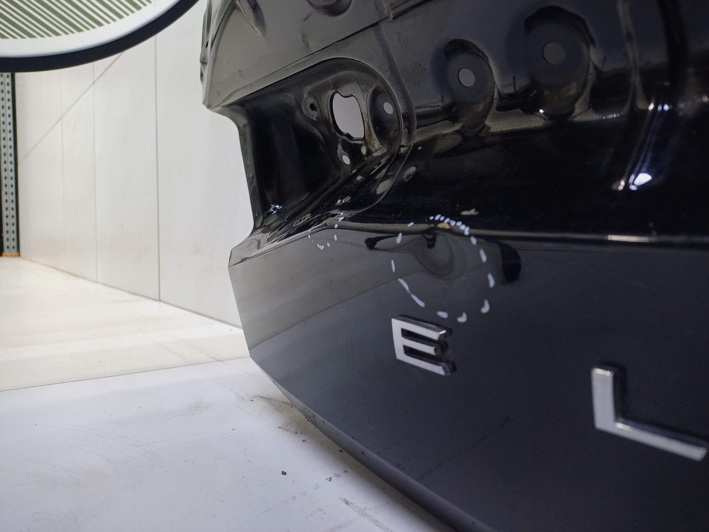 Крышка багажника Hyundai Elantra 7 под камеру