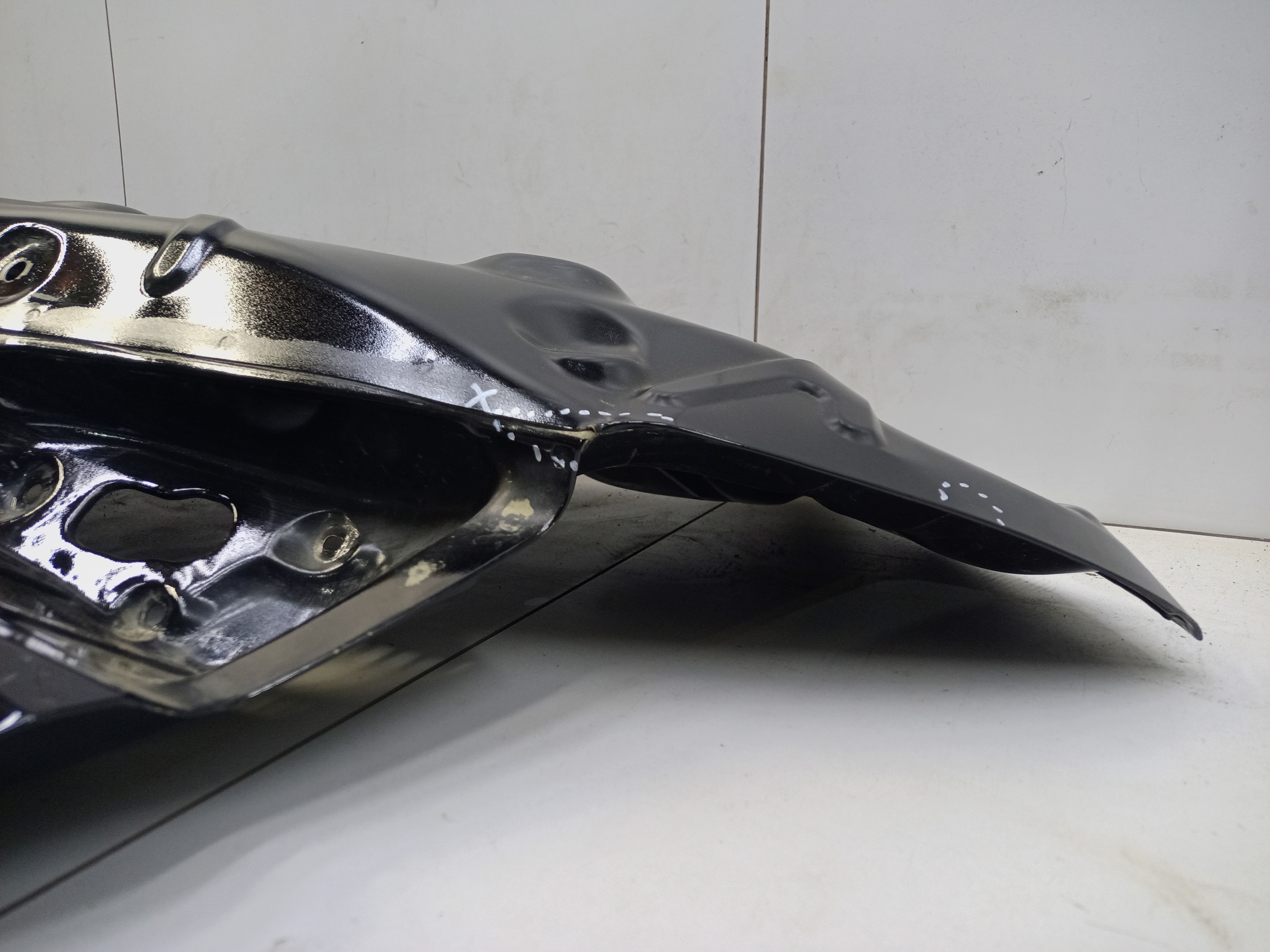 Крышка багажника Hyundai Elantra 7 под камеру