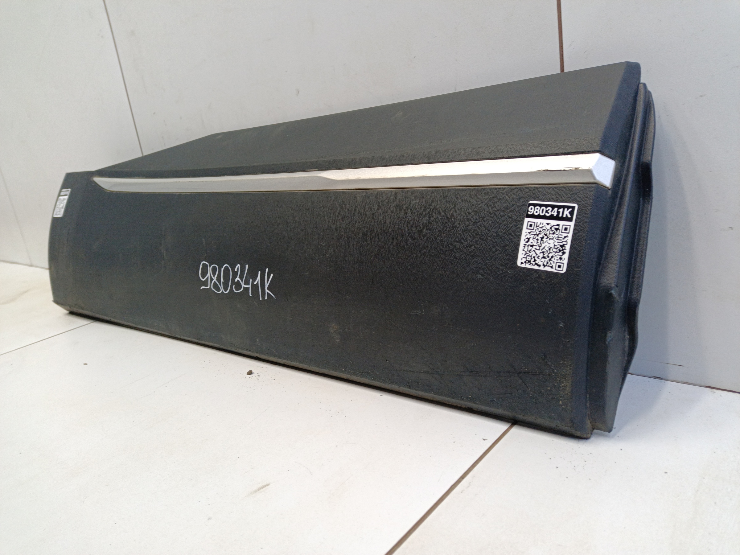 Накладка двери задней правой Haval F7 2