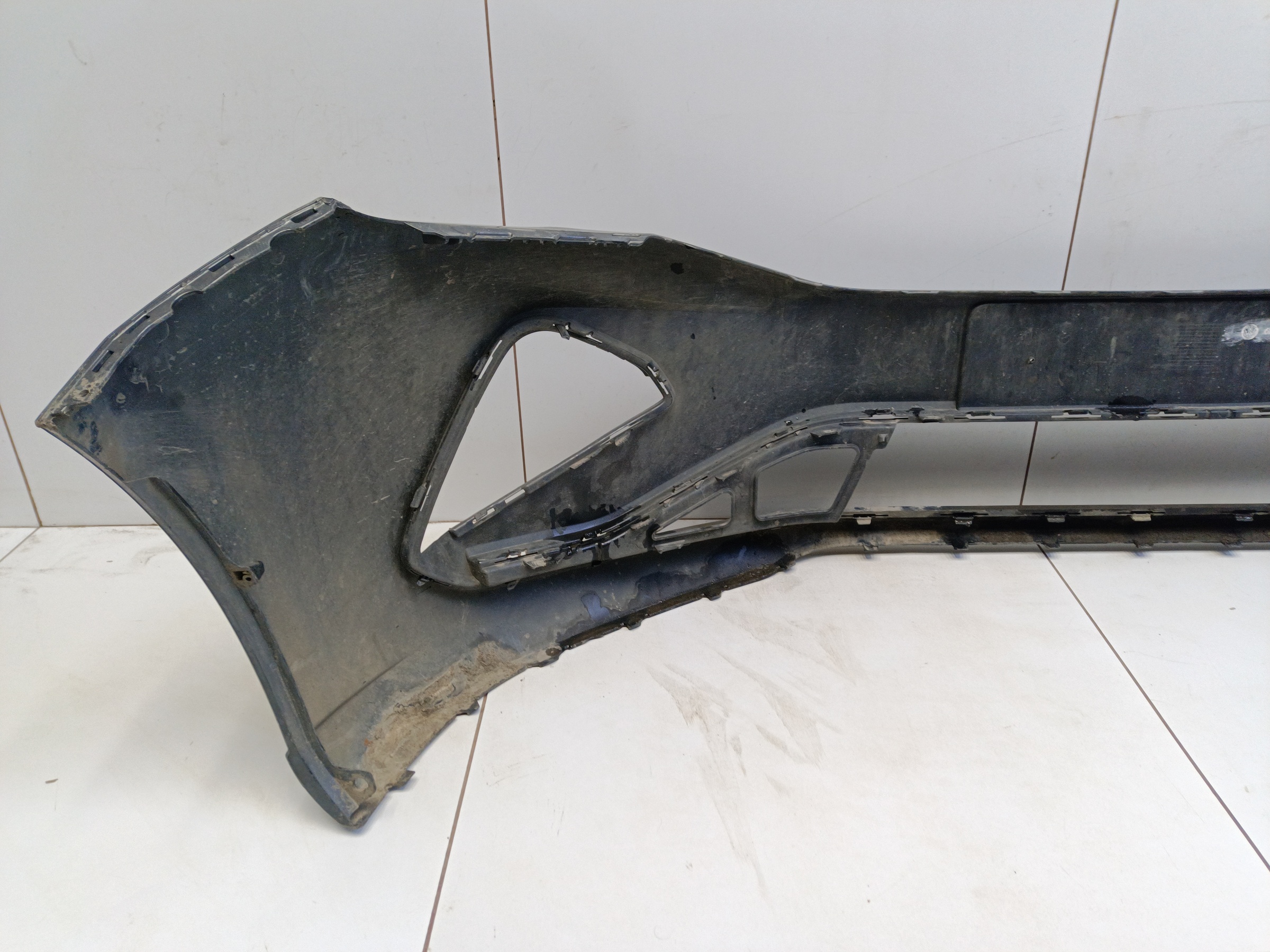 Бампер передний Volkswagen Polo 6 Liftback