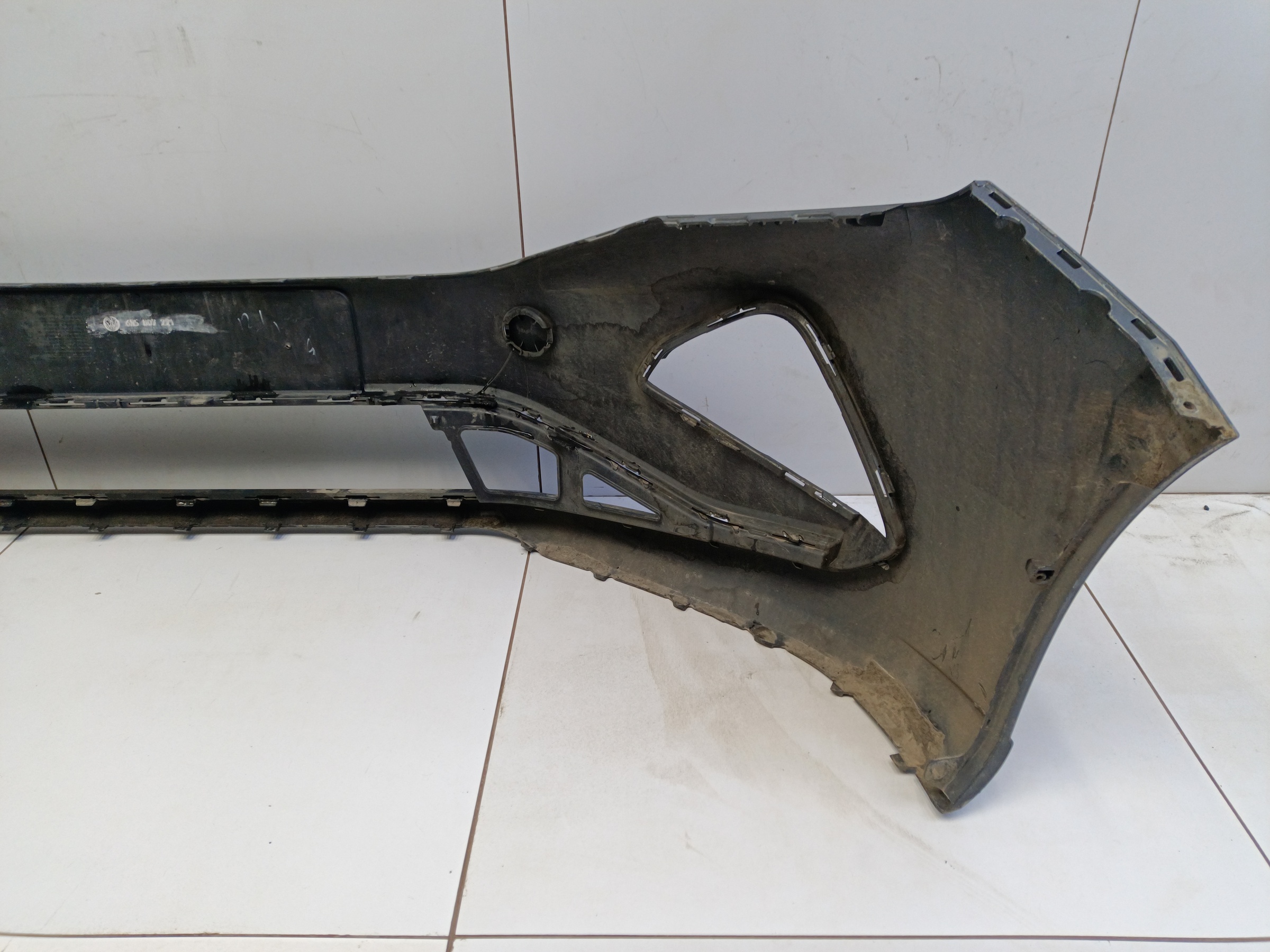 Бампер передний Volkswagen Polo 6 Liftback