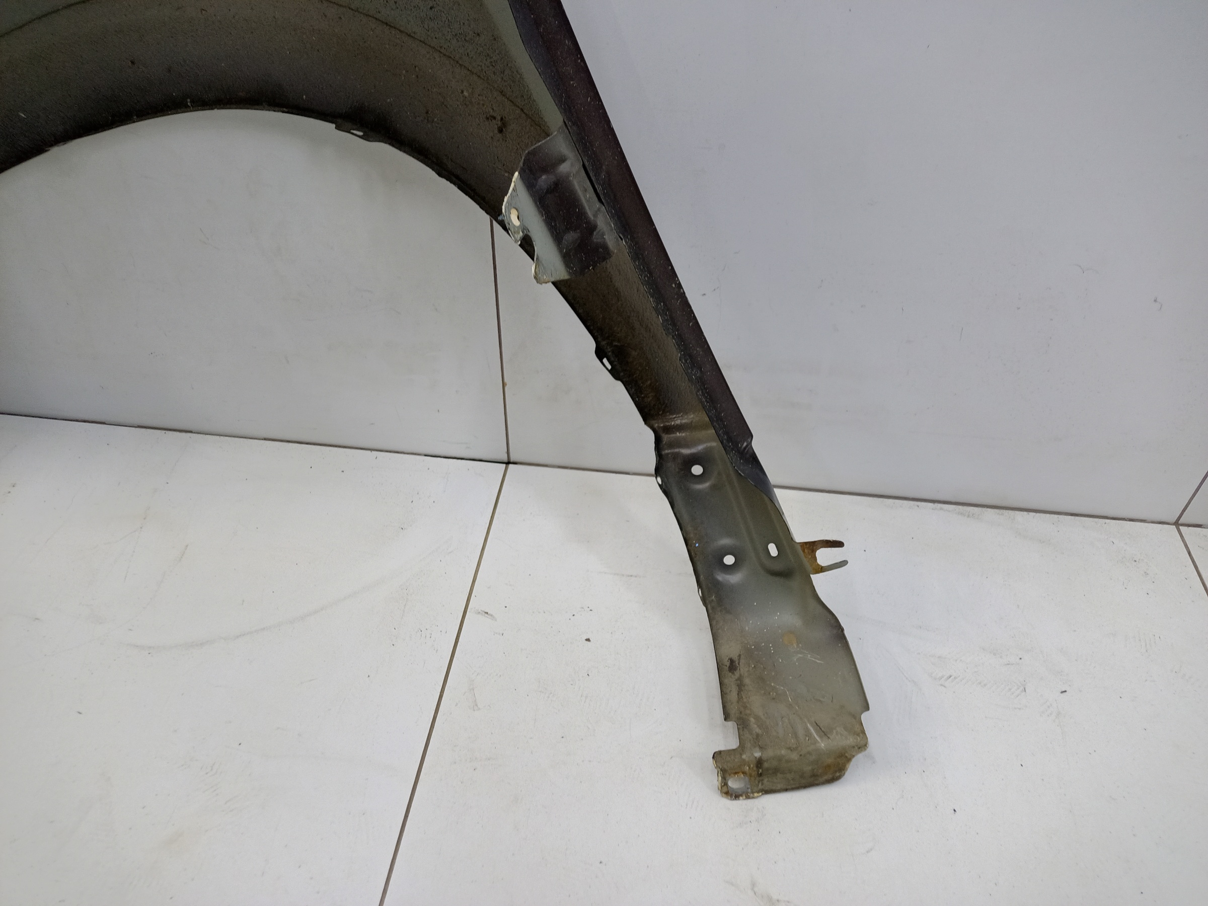 Крыло переднее правое Nissan Terrano 3