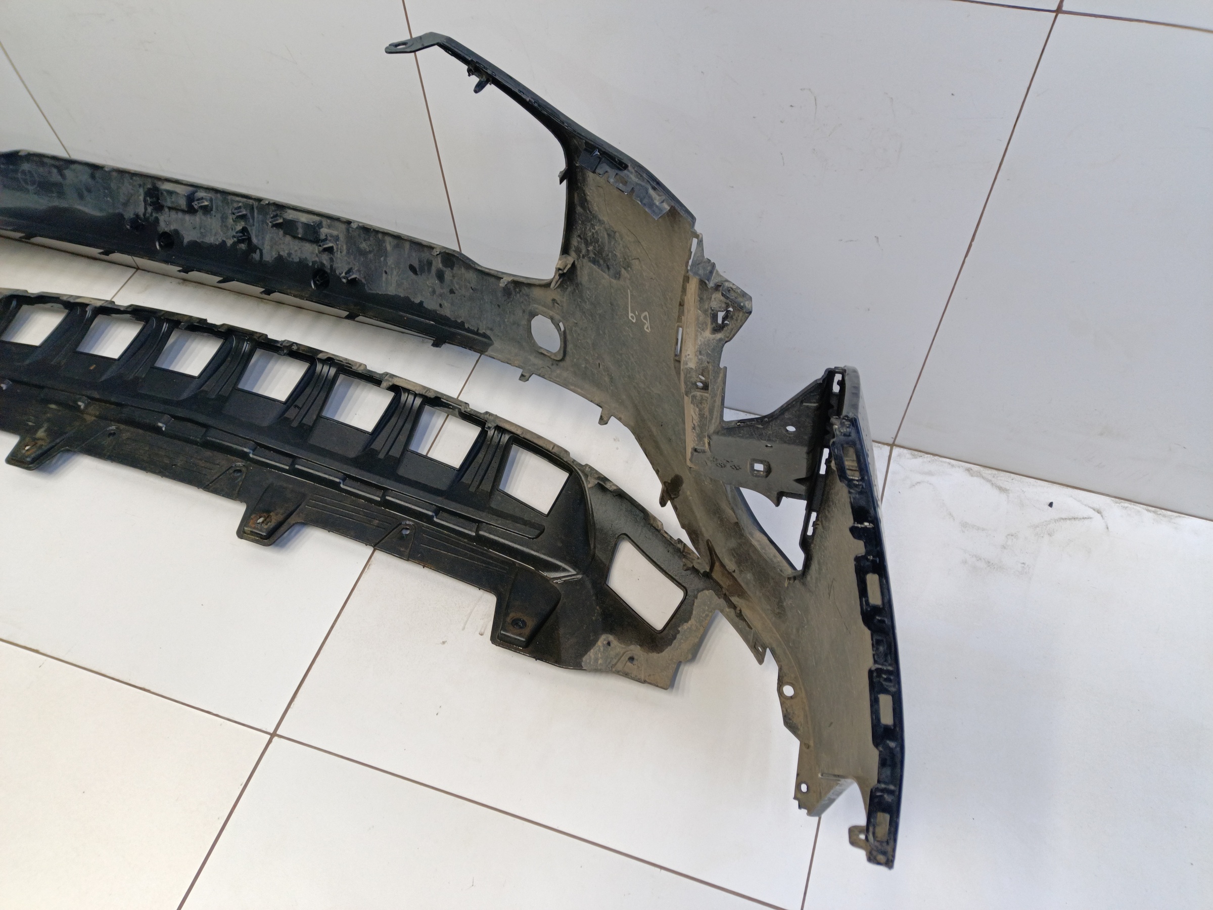 Бампер передний Haval Jolion