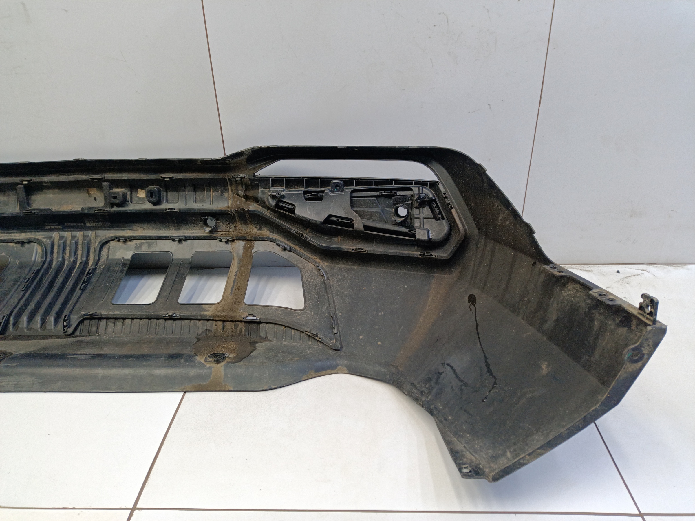 Юбка заднего бампера Geely Atlas 2