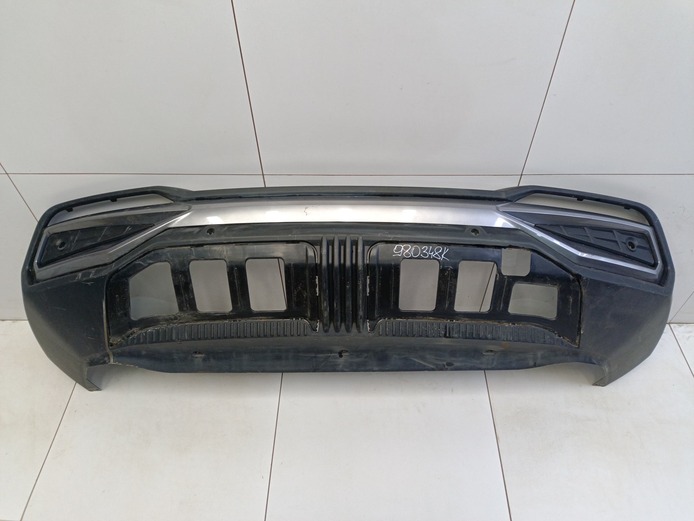 Юбка заднего бампера Geely Atlas 2