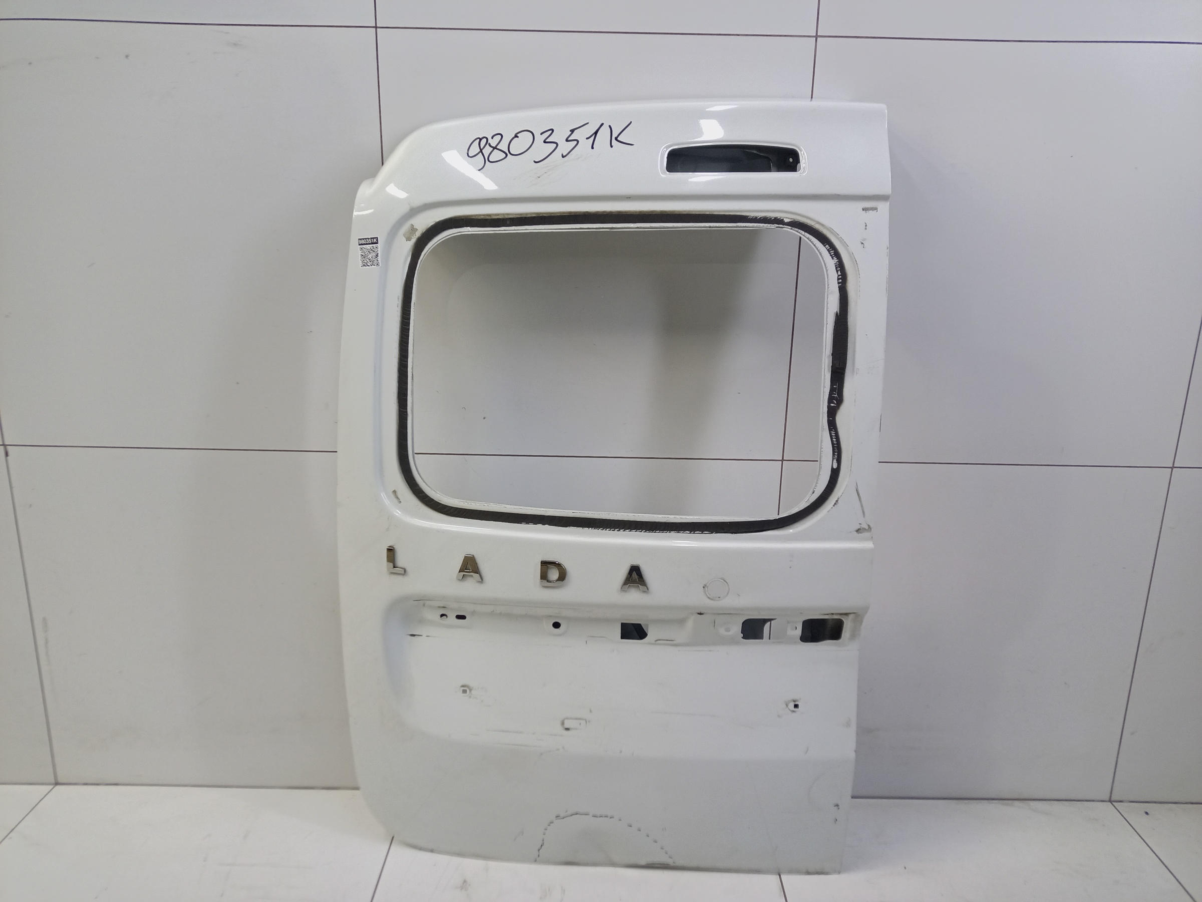 Дверь задняя левая распашная Lada Largus под стекло