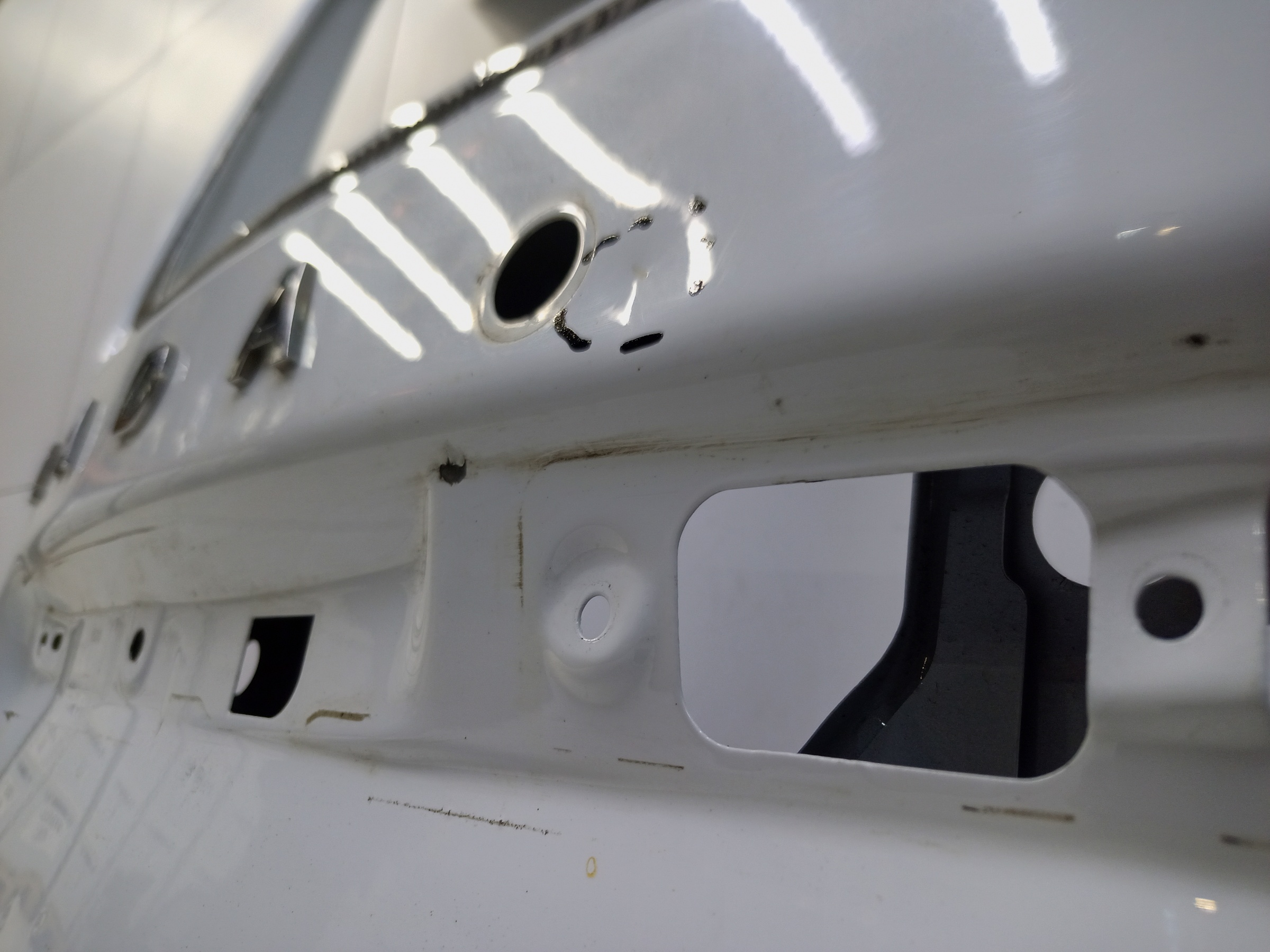 Дверь задняя левая распашная Lada Largus под стекло